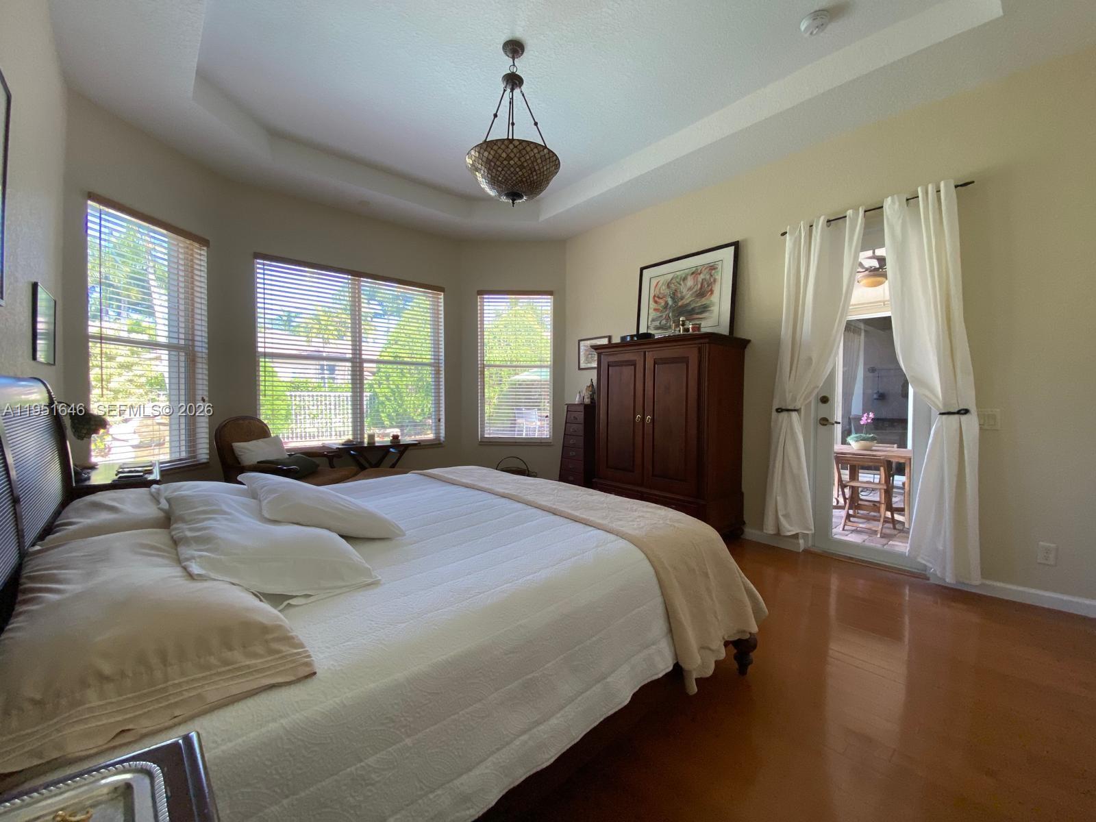 1905 Harbor View Circle Property Photo 16