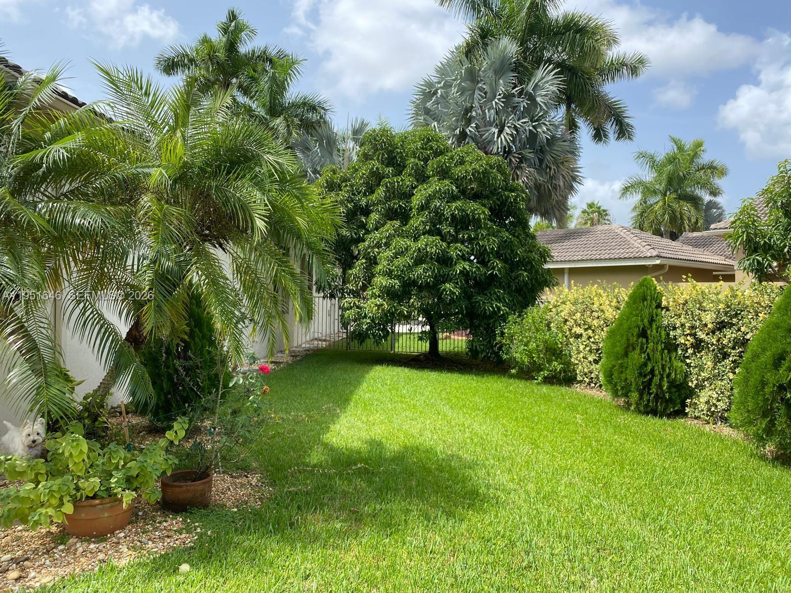 1905 Harbor View Circle Property Photo 31