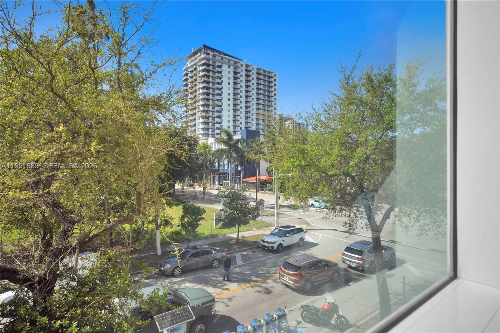 2001 Biscayne Boulevard 3213 Property Photo 15