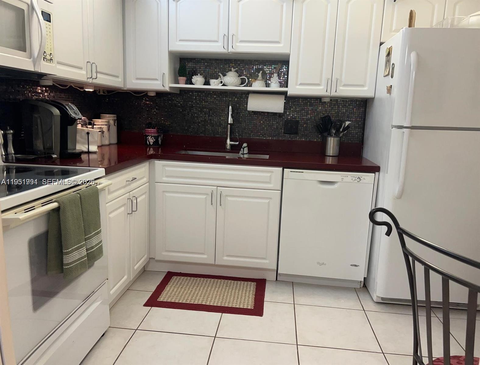 821 Cypress Boulevard 312 Property Photo 16