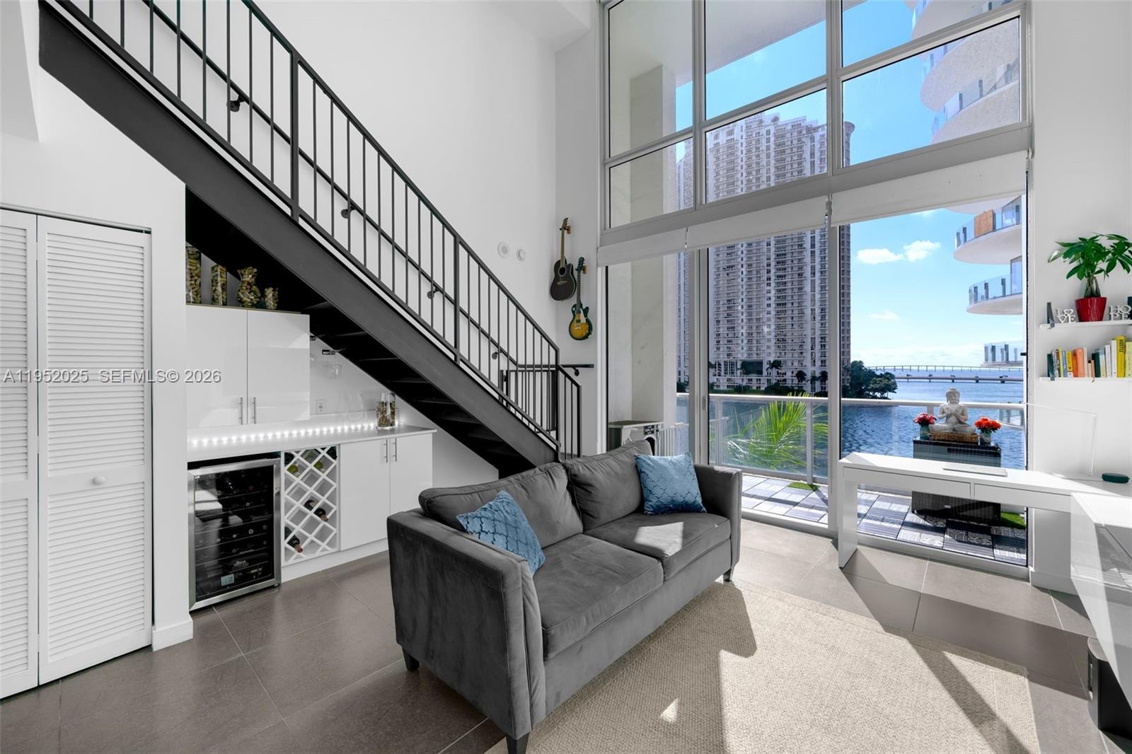 300 S Biscayne Boulevard L-410 Property Photo 1