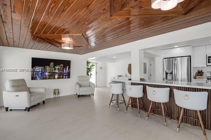 125 Gardenia Street Property Photo 8