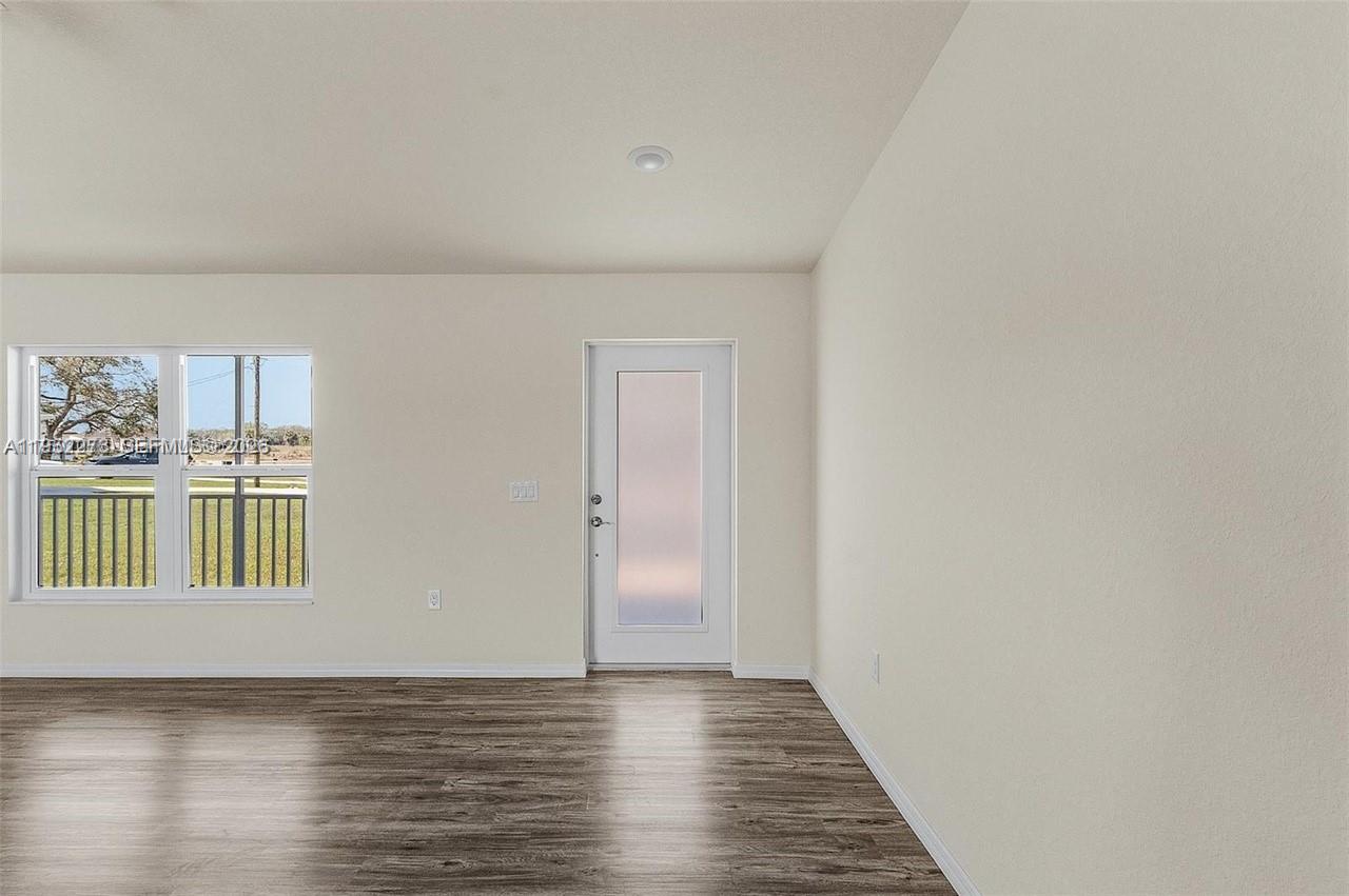 1158 Norge Court 1158 Property Photo 5