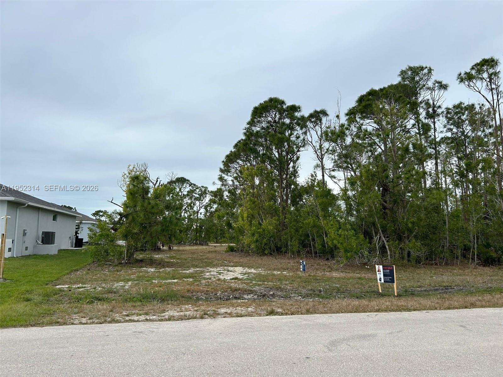 4732 NW 39 Place Property Photo 1