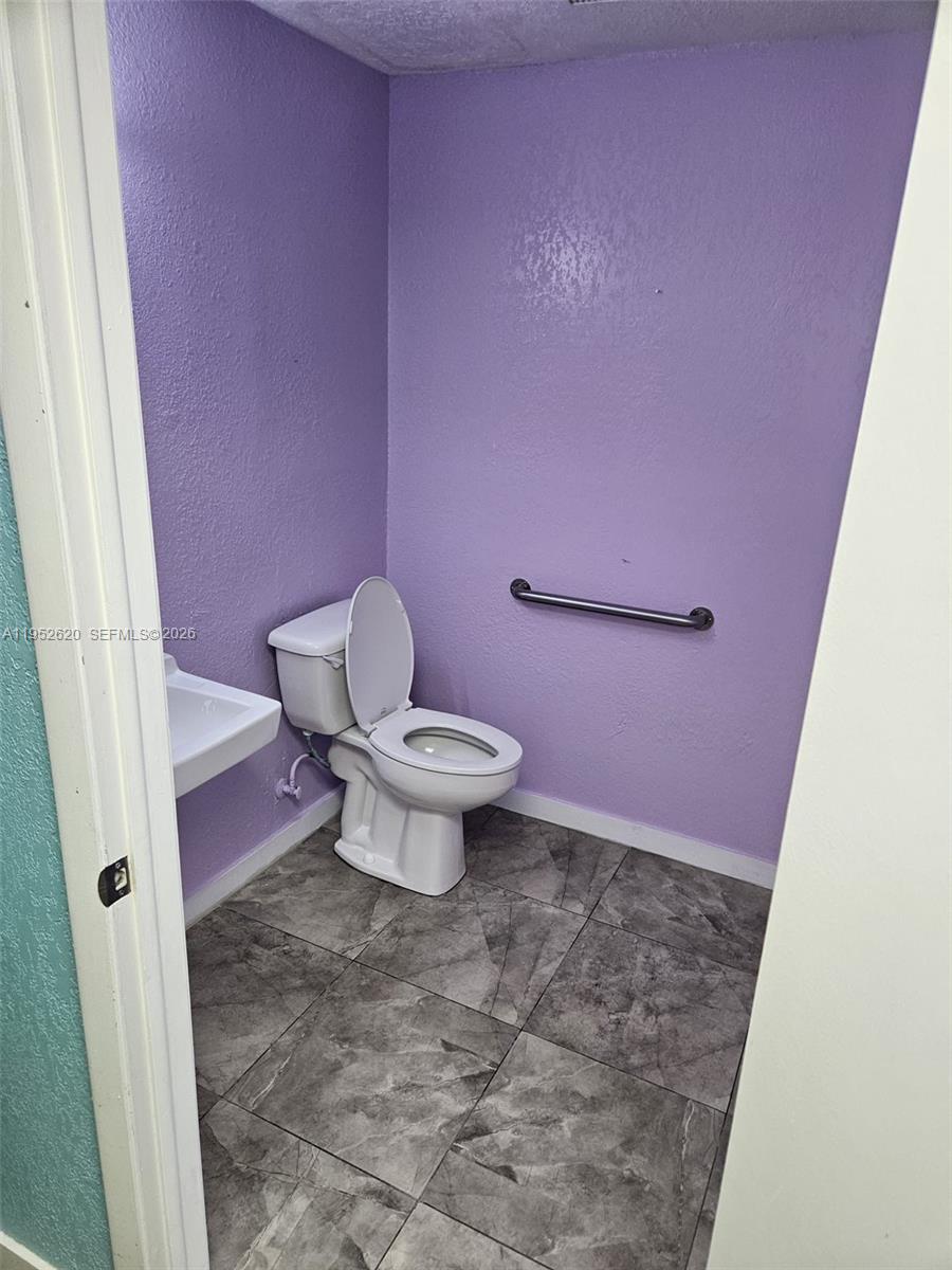 6175 Nw 167th Street G18 Property Photo 6