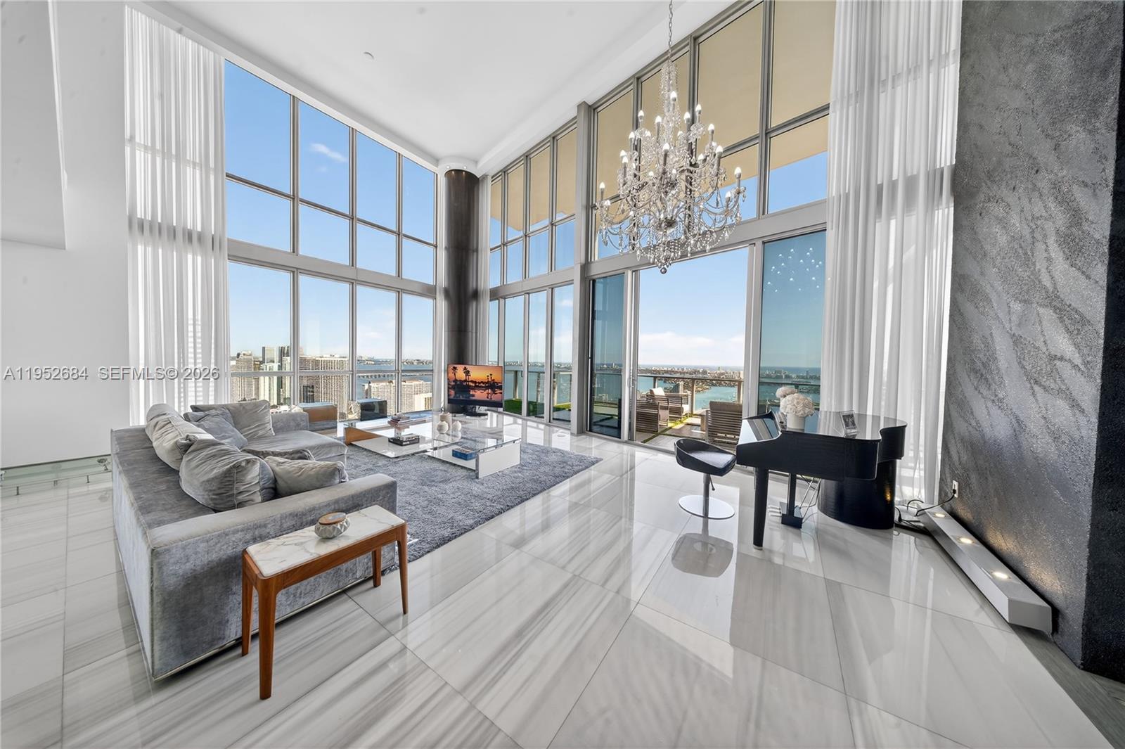 1100 Biscayne Boulevard 5306 Property Photo 6