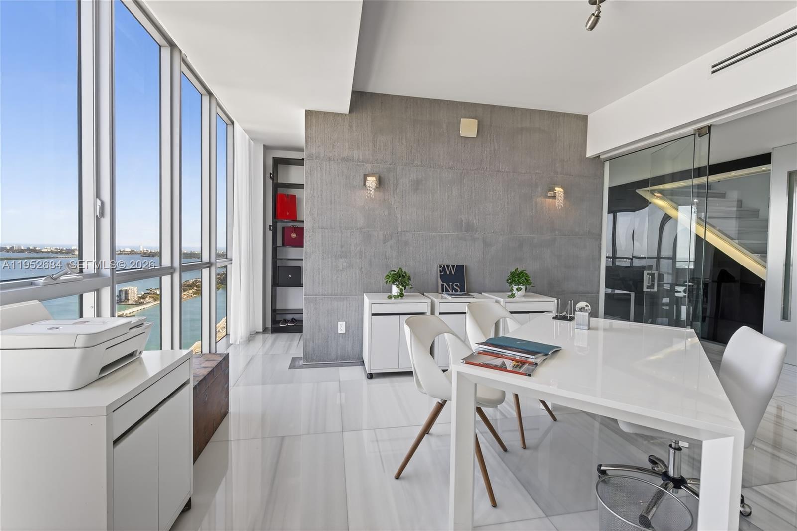 1100 Biscayne Boulevard 5306 Property Photo 13