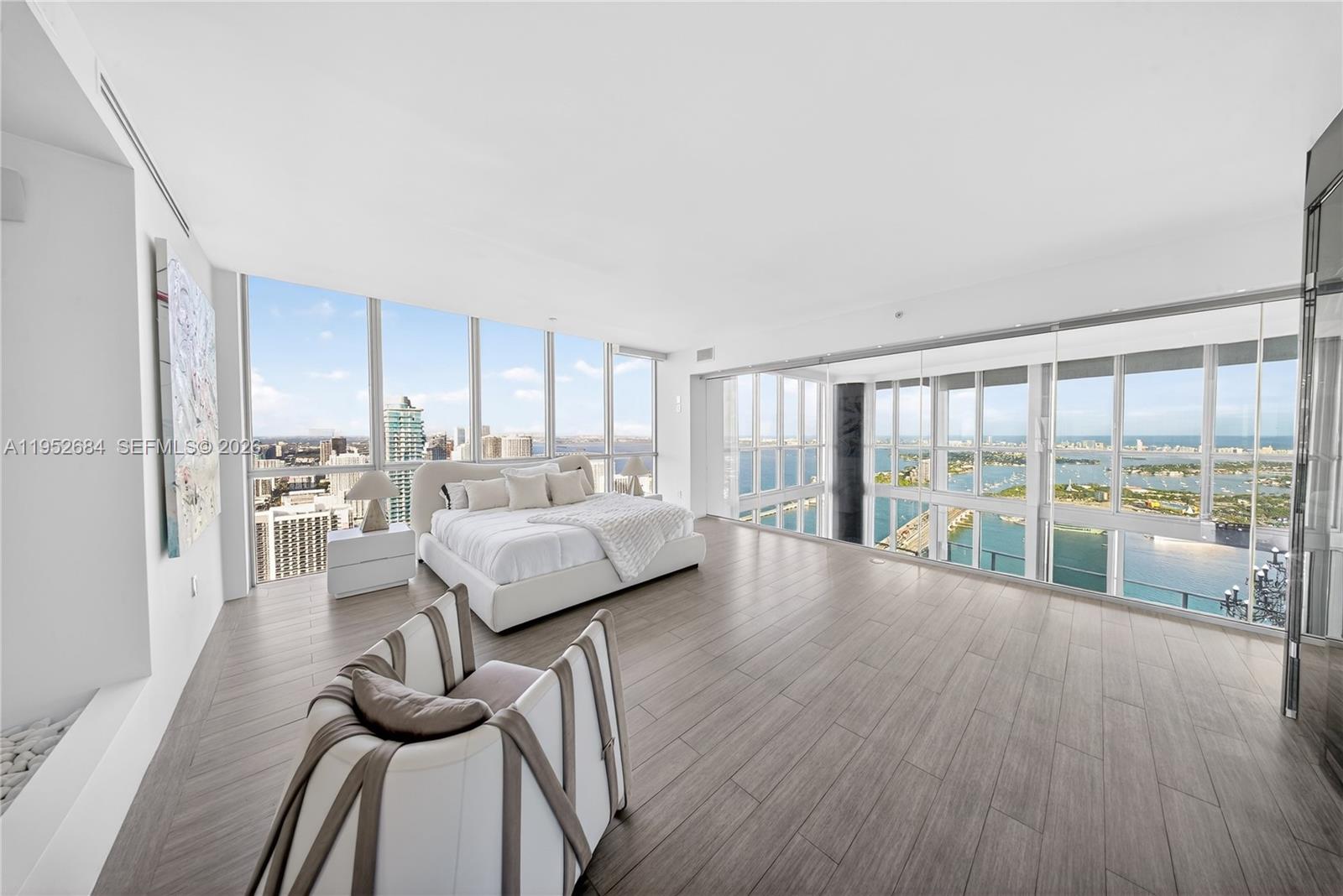 1100 Biscayne Boulevard 5306 Property Photo 17
