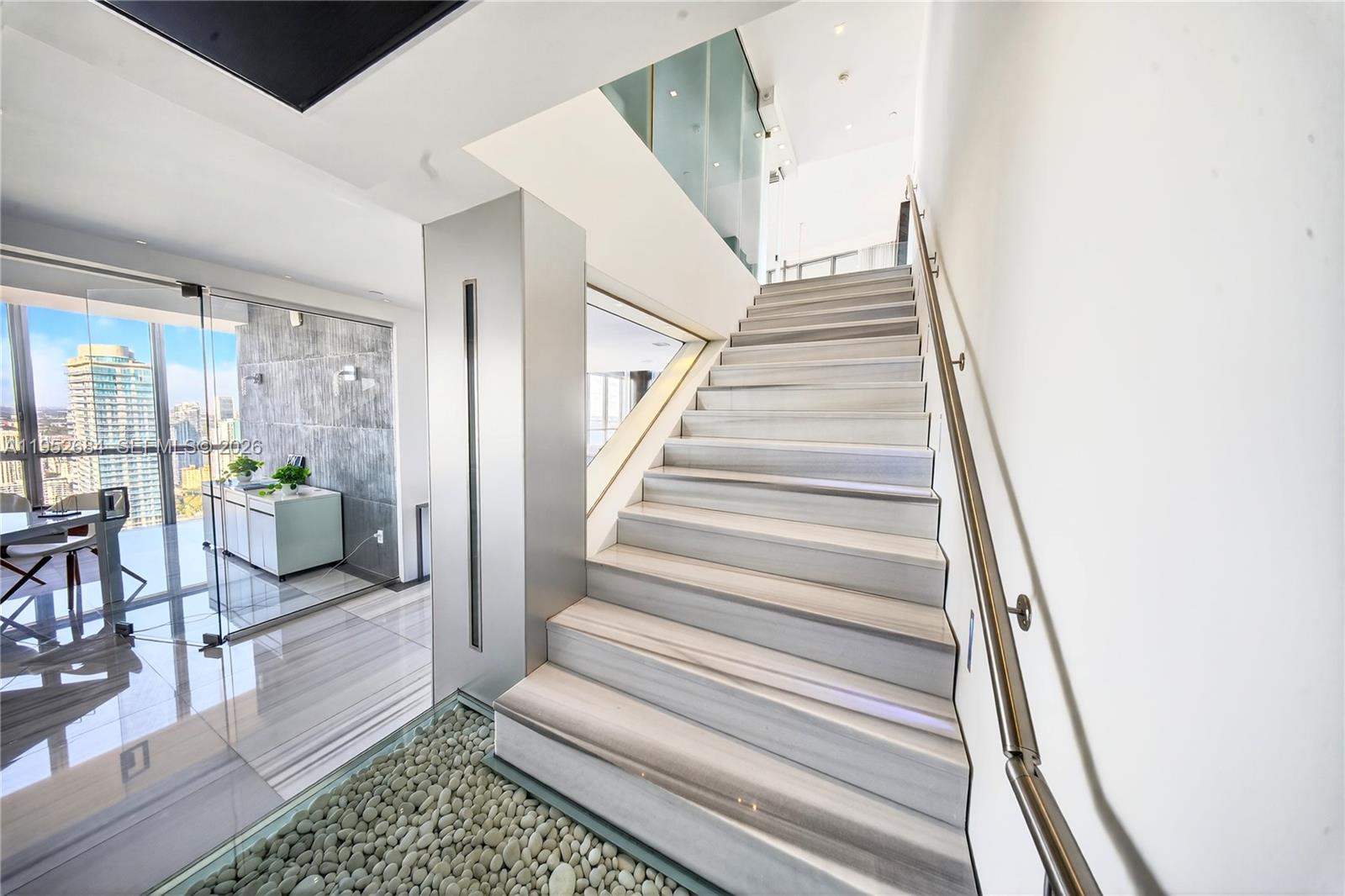 1100 Biscayne Boulevard 5306 Property Photo 28