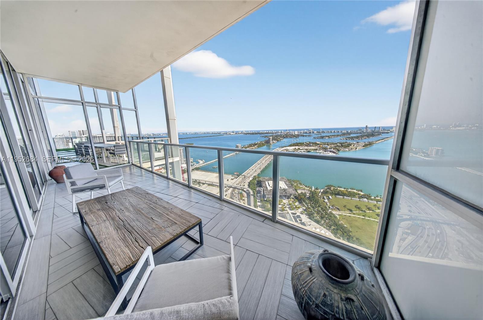 1100 Biscayne Boulevard 5306 Property Photo 59