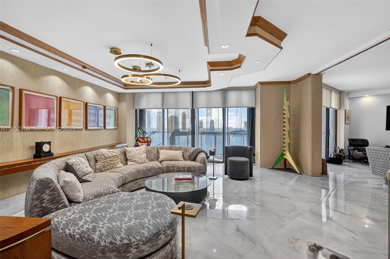 4000 Island Boulevard 2602