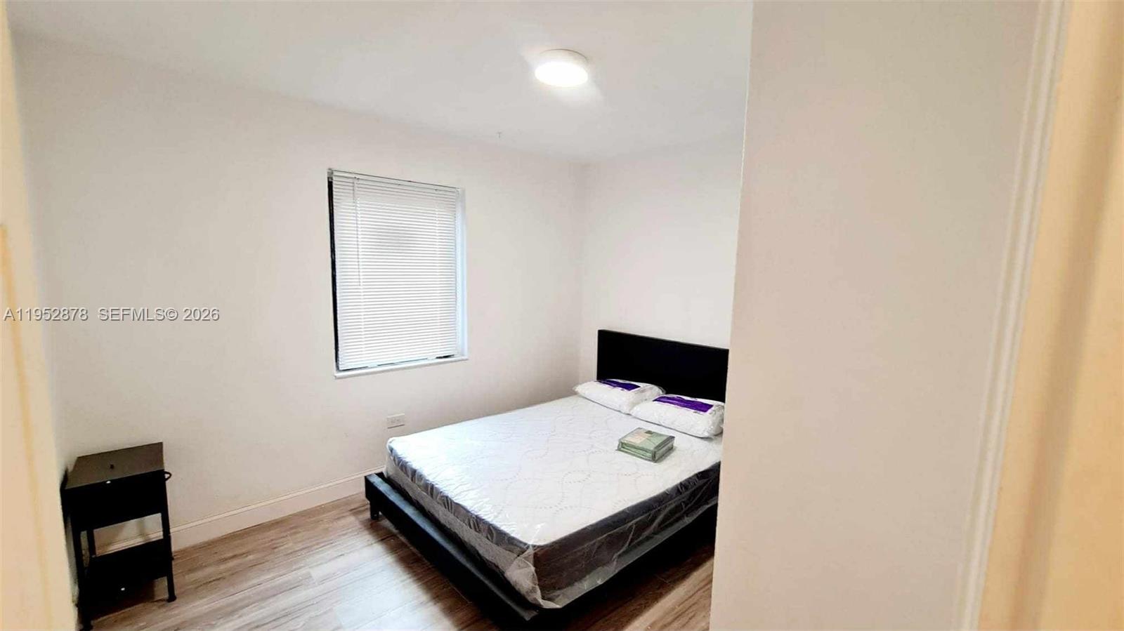 12040 N Miami Avenue Property Photo 6