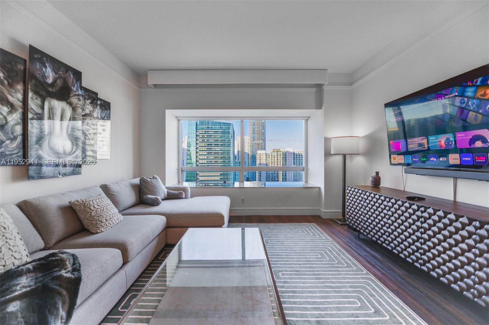 1435 Brickell Avenue 3510 Property Photo 3