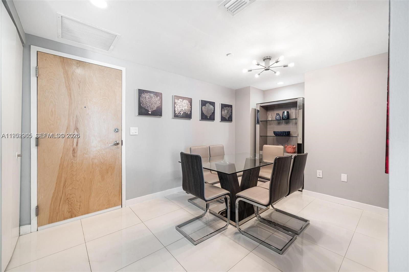 350 S Miami Avenue 2505 Property Photo 7