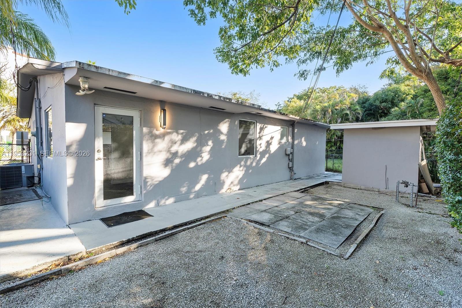 2482 Sw Secoffee Terrace Property Photo 35