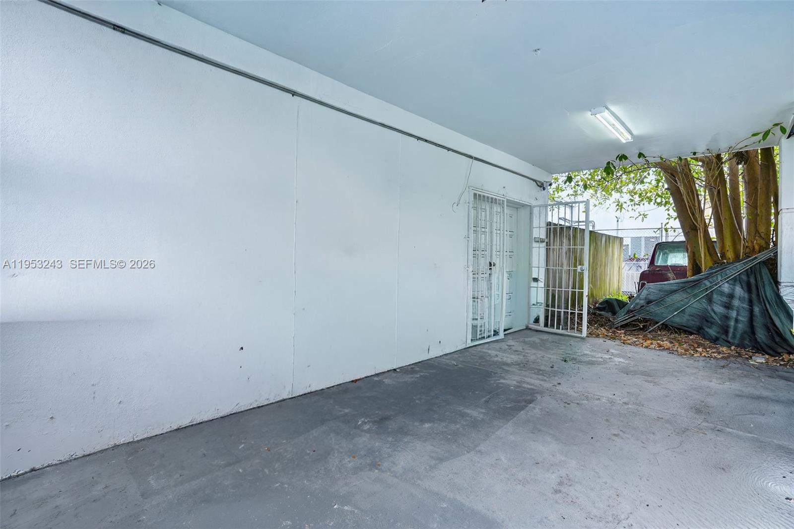 2151 Sw 8th Street Property Photo 23