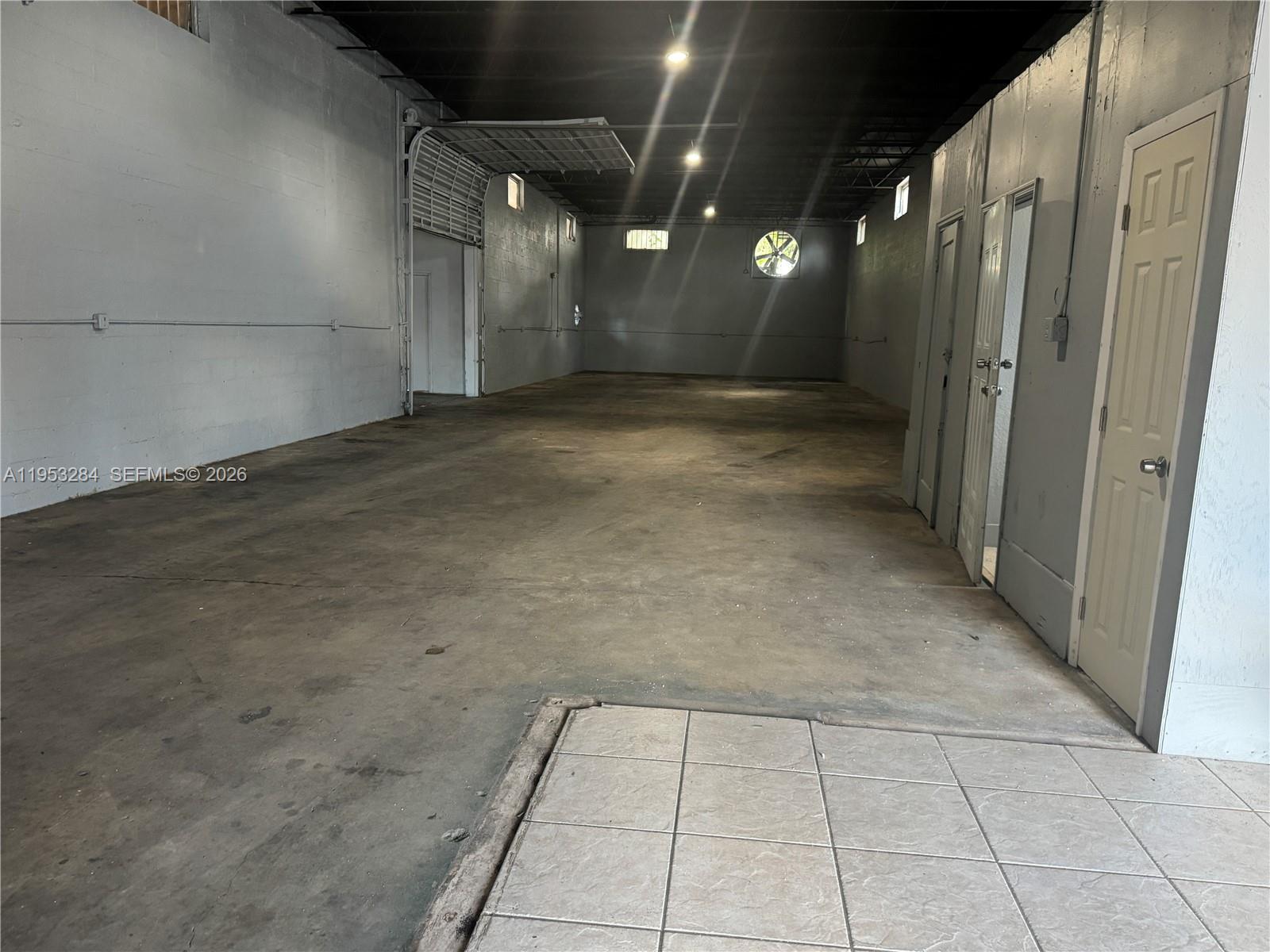 A11953284 Property Photo 5
