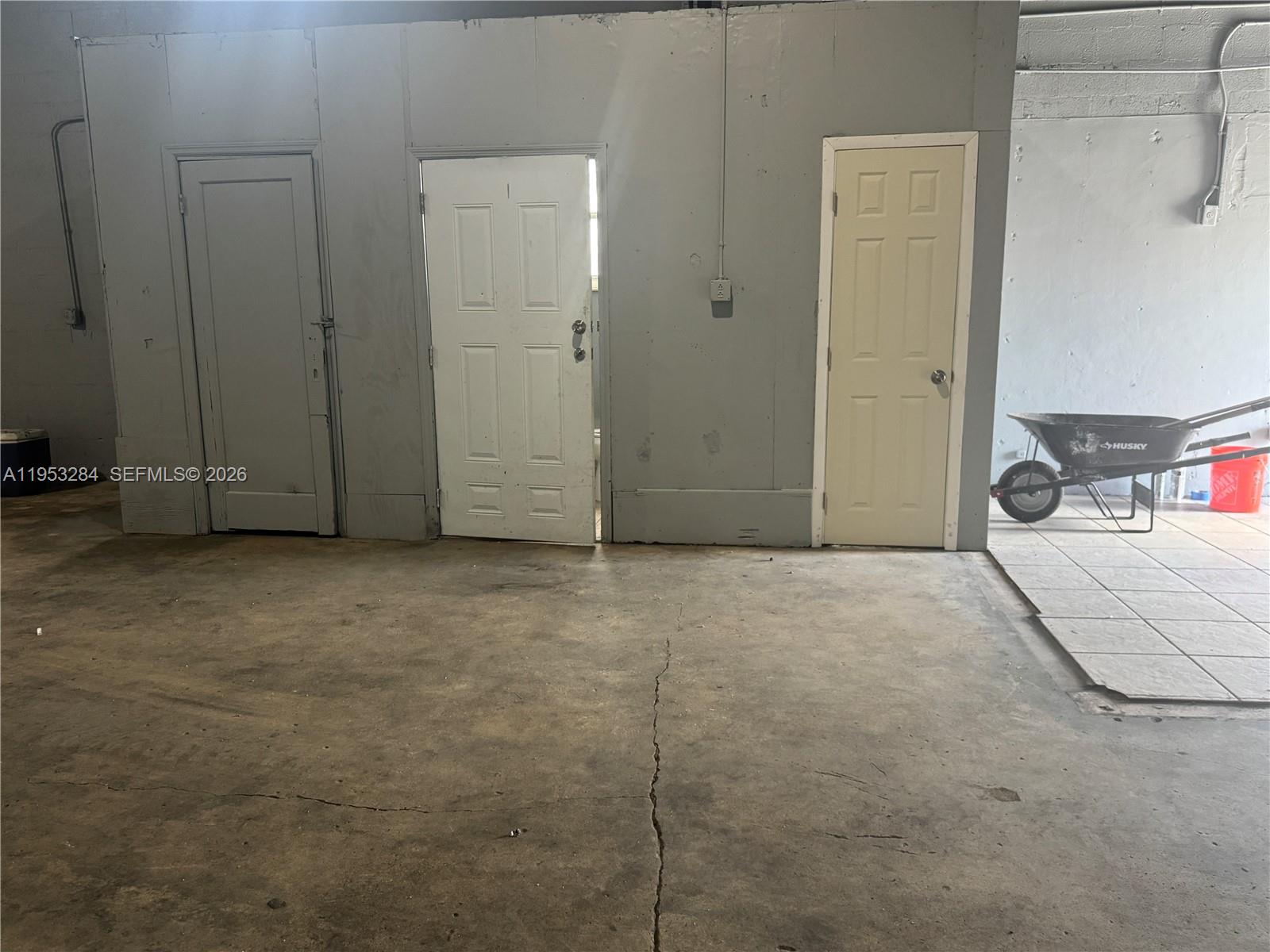 A11953284 Property Photo 7