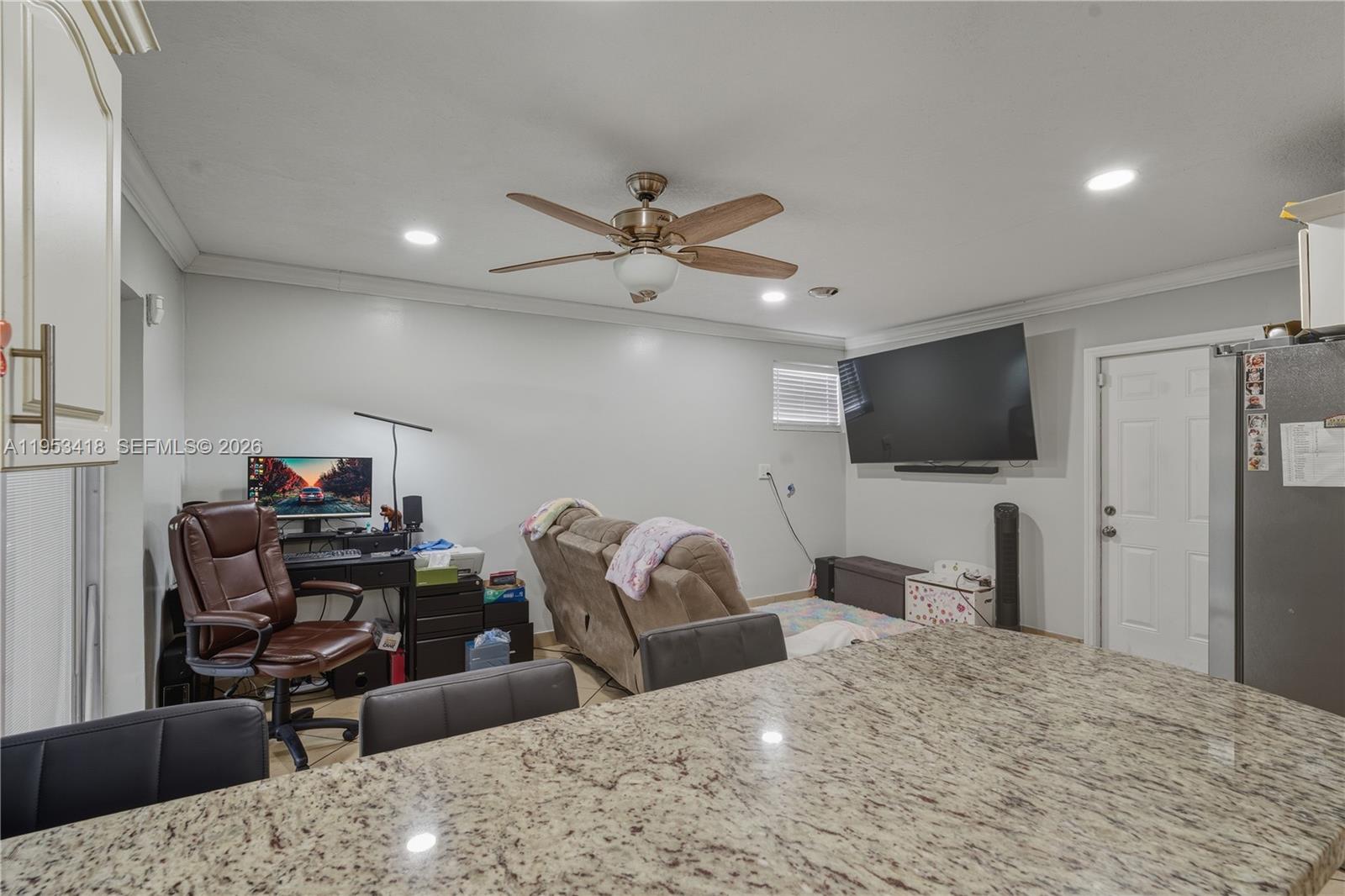 7630 Embassy Boulevard Property Photo 9