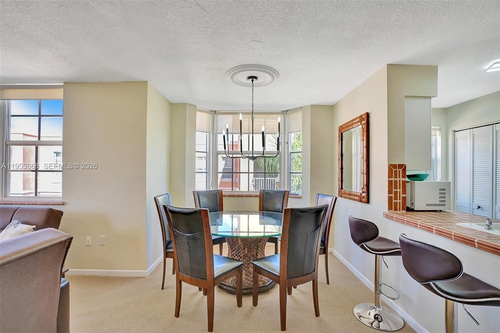 A11953668 Property Photo 12