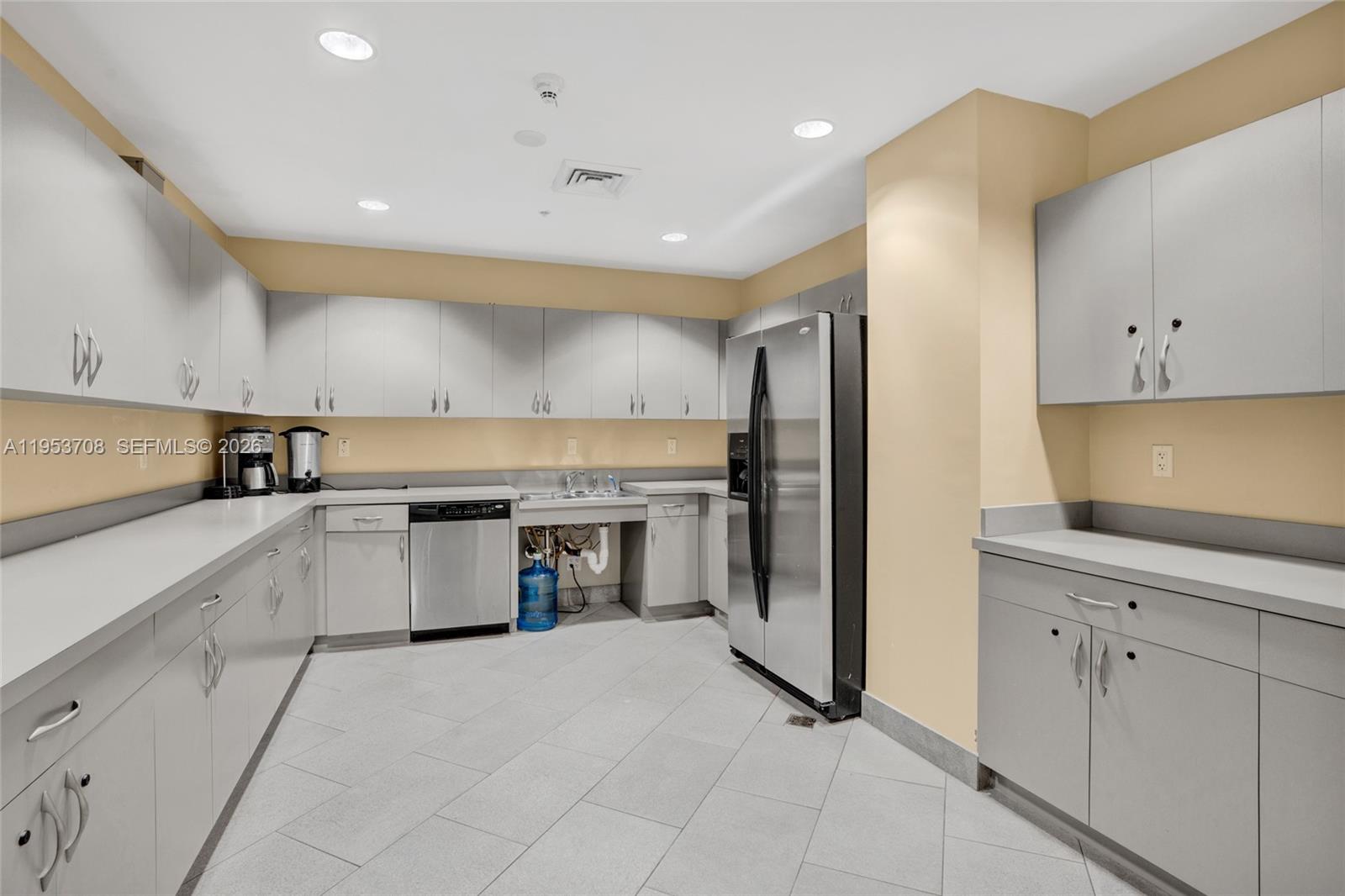1755 E Hallandale Beach Boulevard 1208e Property Photo 53