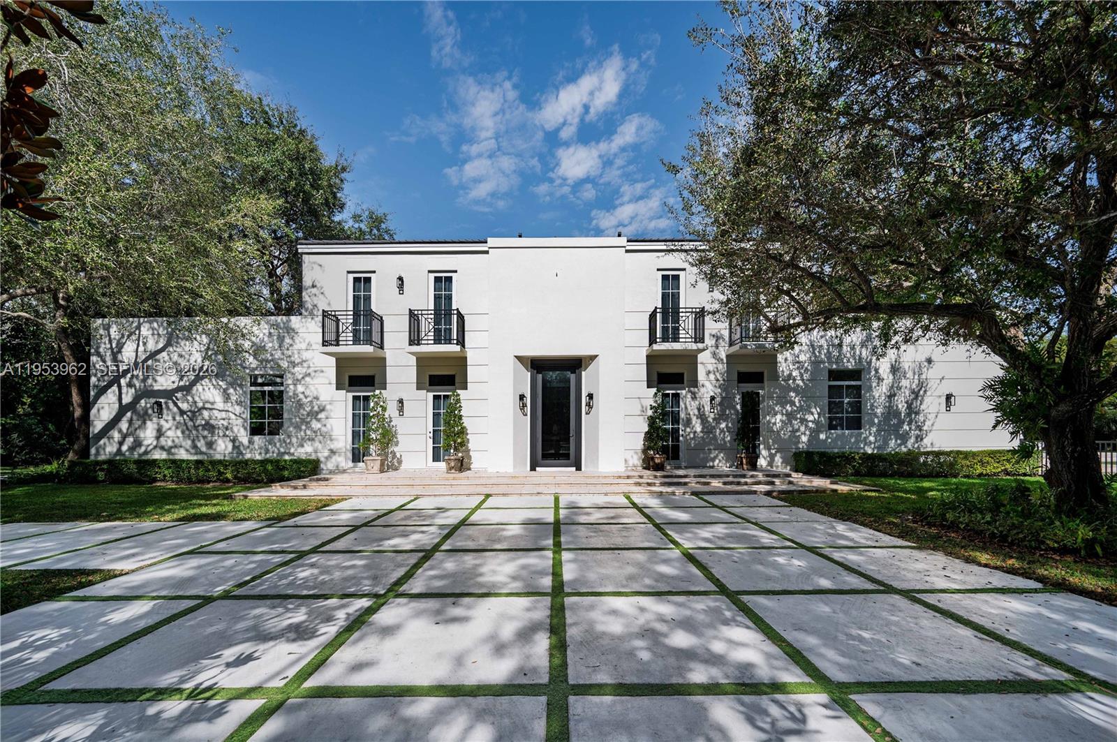 6355 SW 114th Street - Property Photo 1