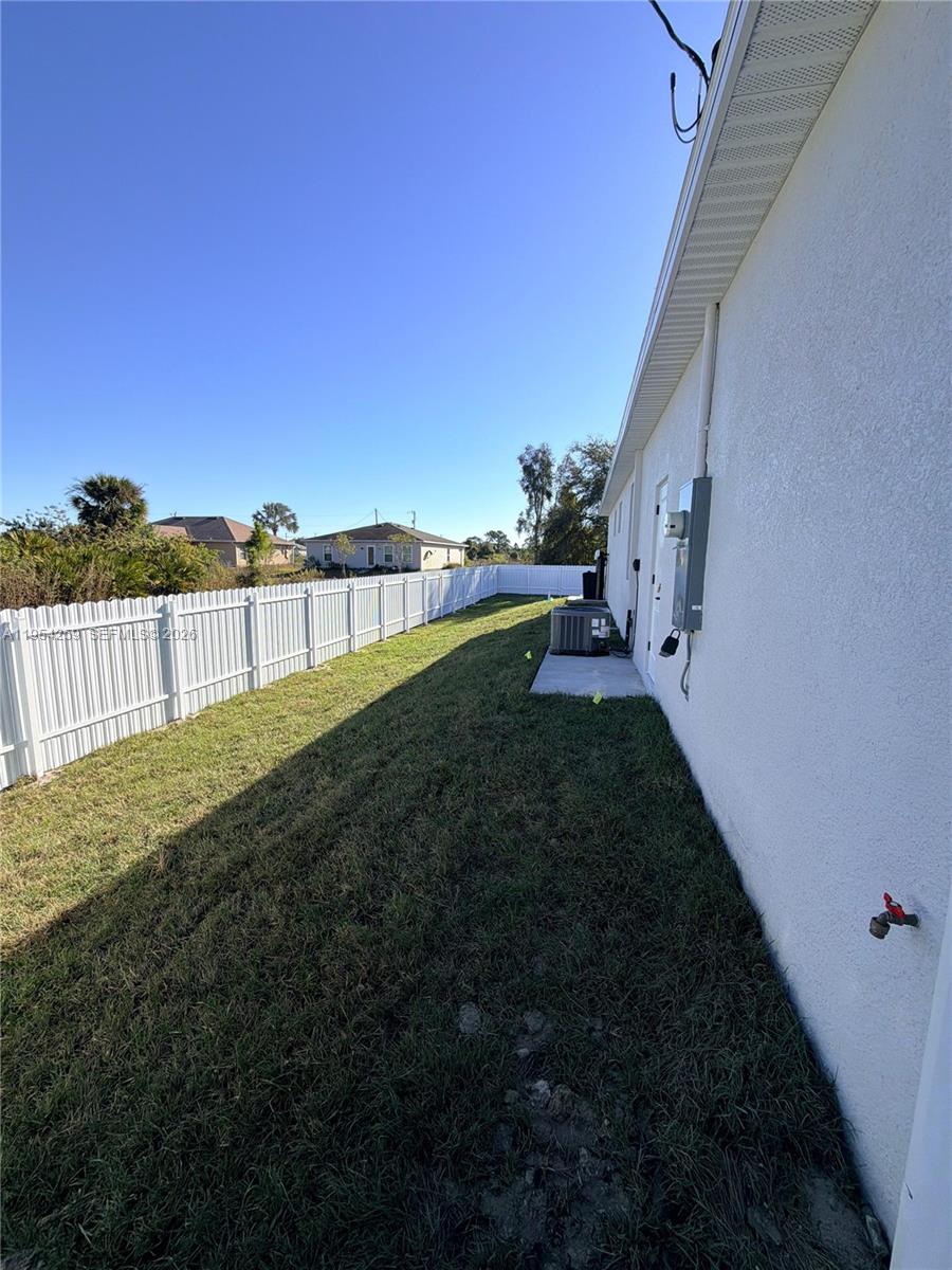 1111 Gunby Avenue S Property Photo 21