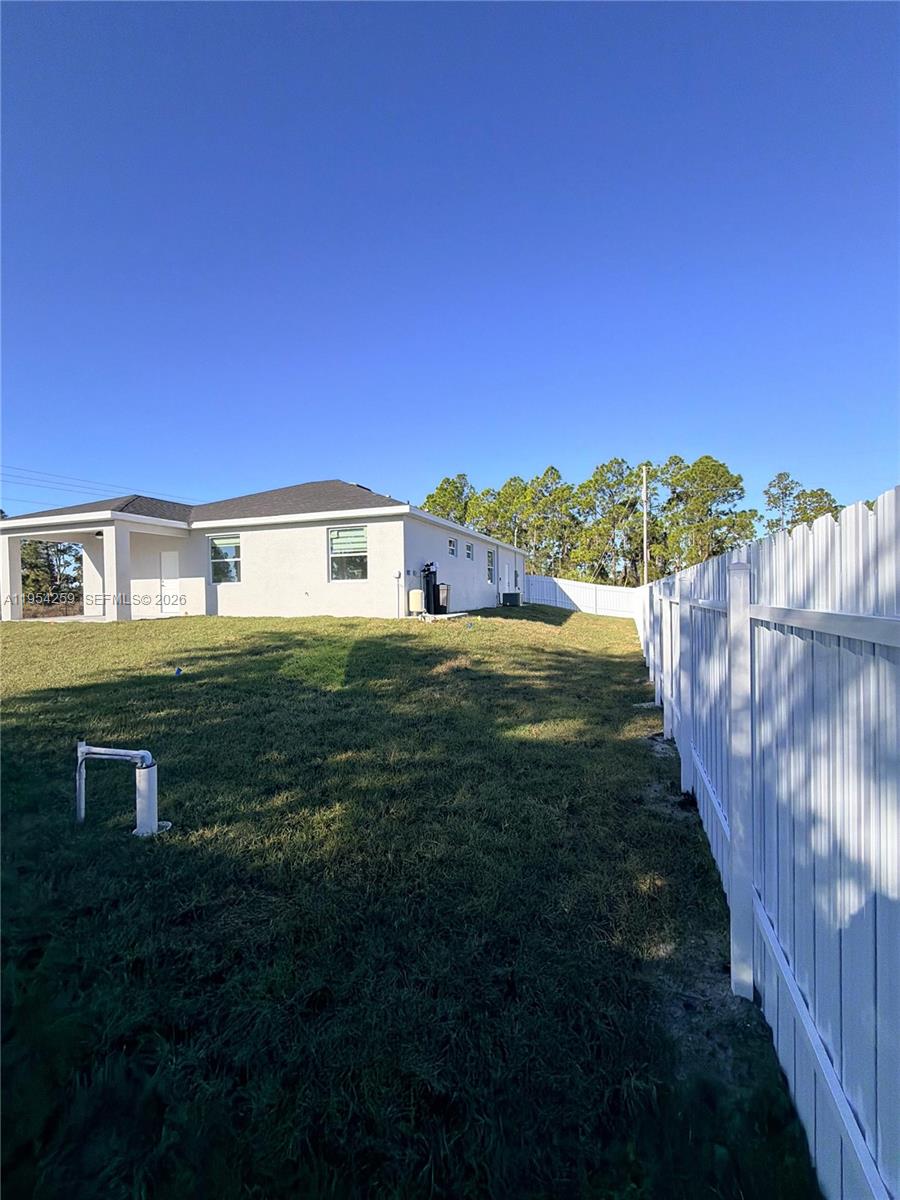 1111 Gunby Avenue S Property Photo 23