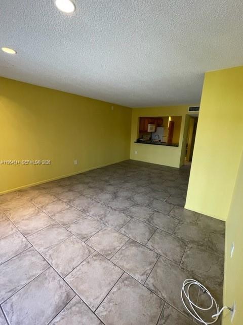20815 Ne 8th Court 201-20 Property Photo 1