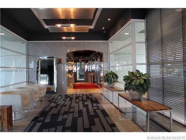 1402 Brickell Bay Drive 1103