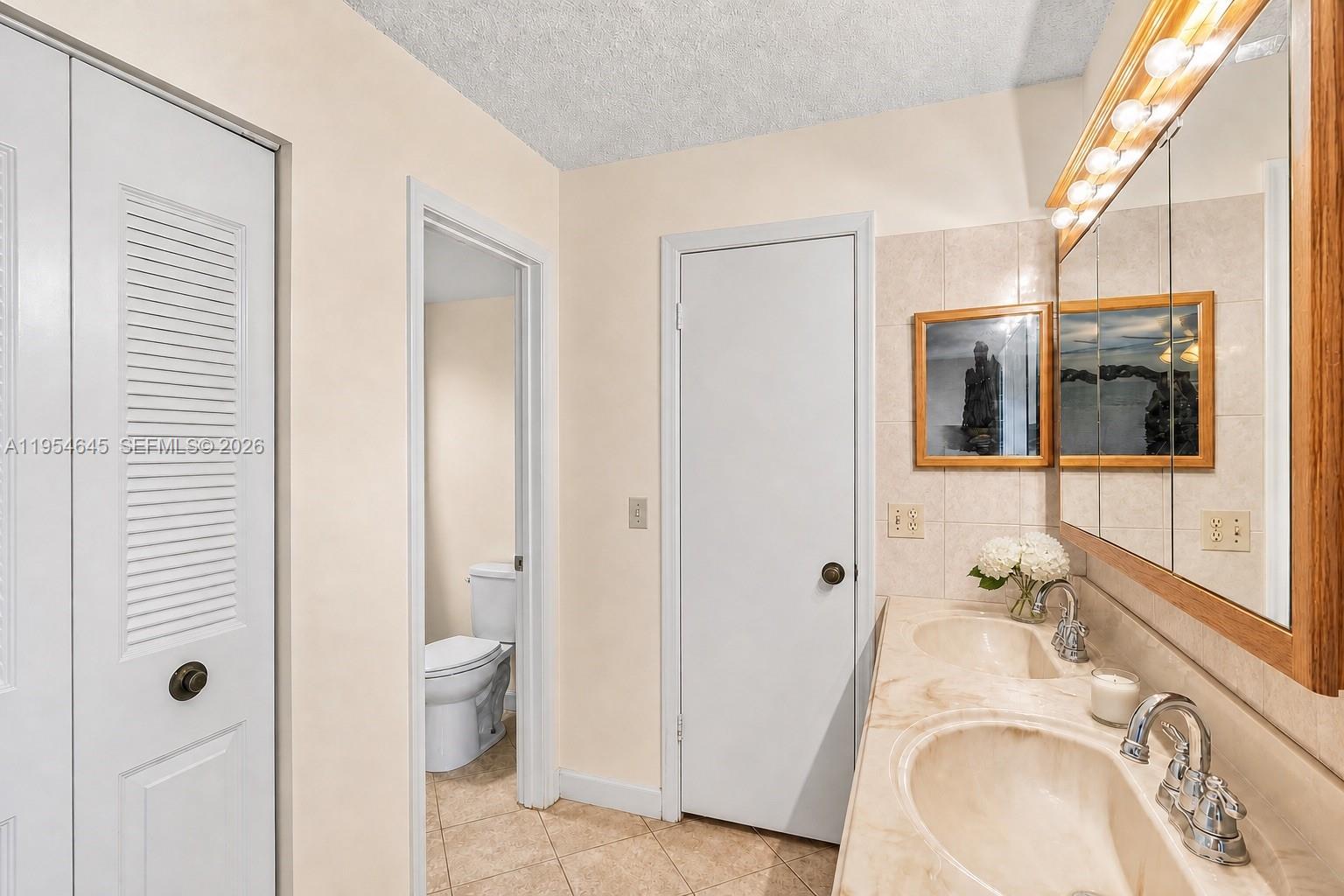 1521 Nw 18th Avenue 101 Property Photo 5