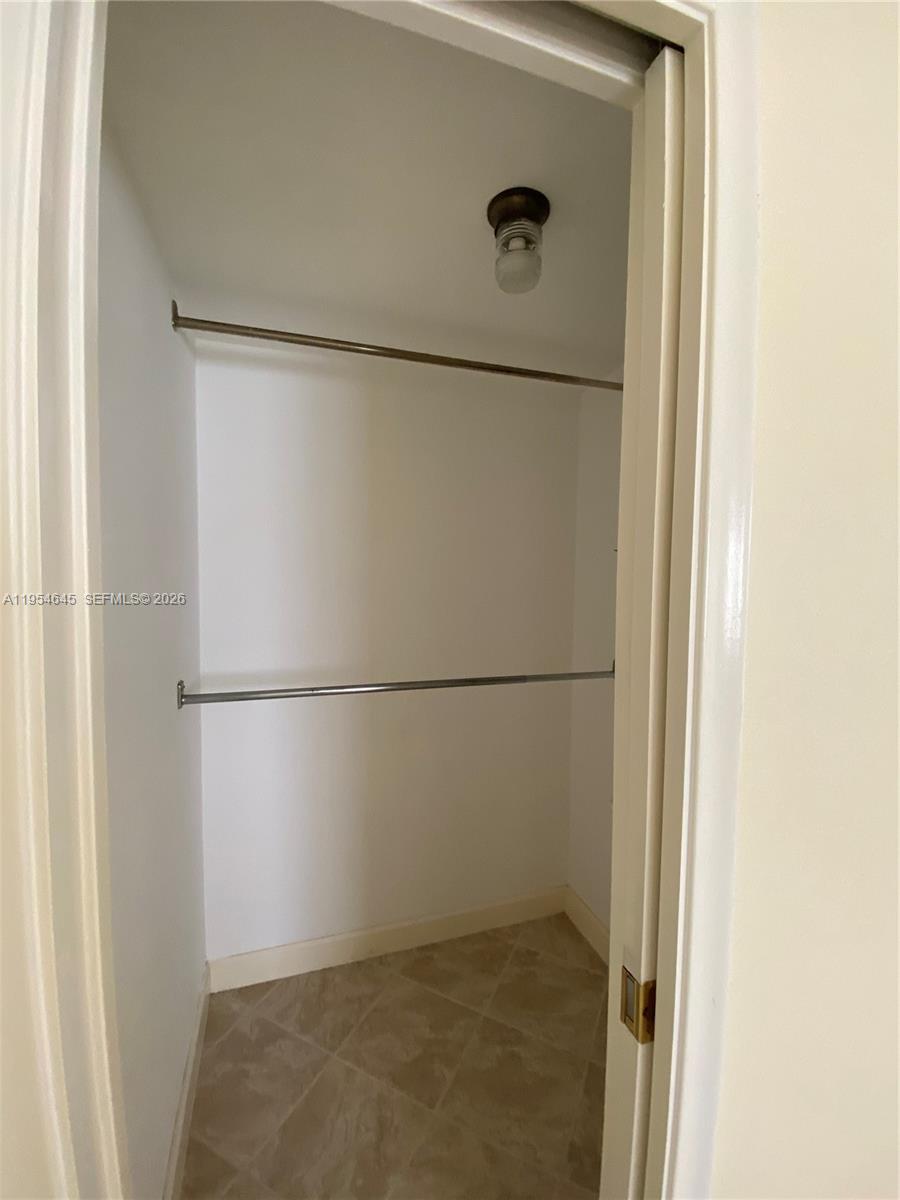 1521 Nw 18th Avenue 101 Property Photo 21