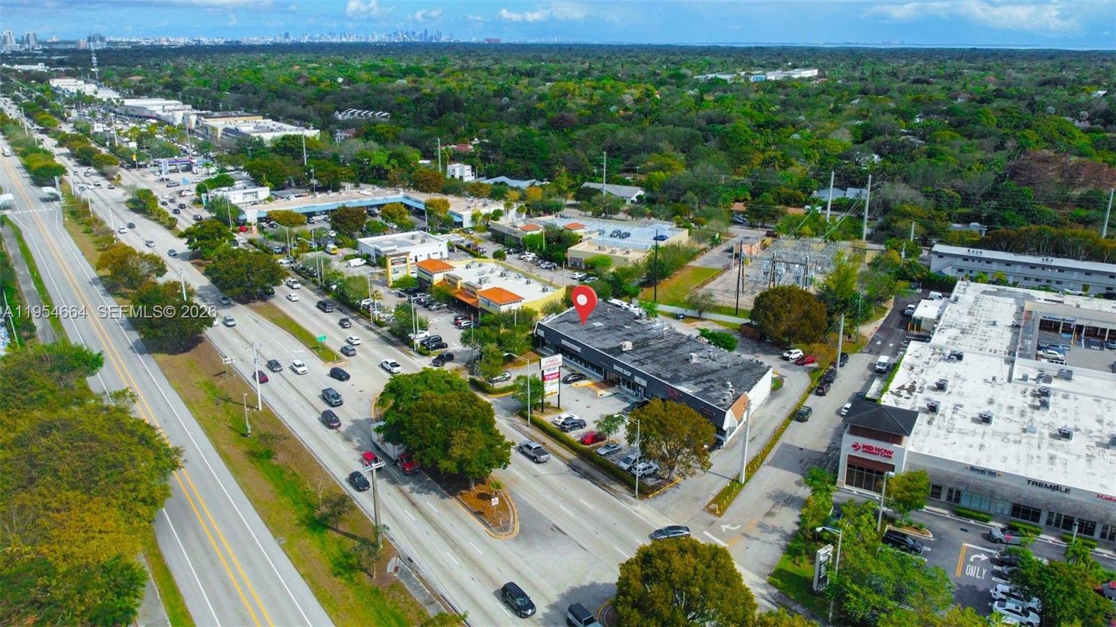 12253 S Dixie Highway Property Photo 3