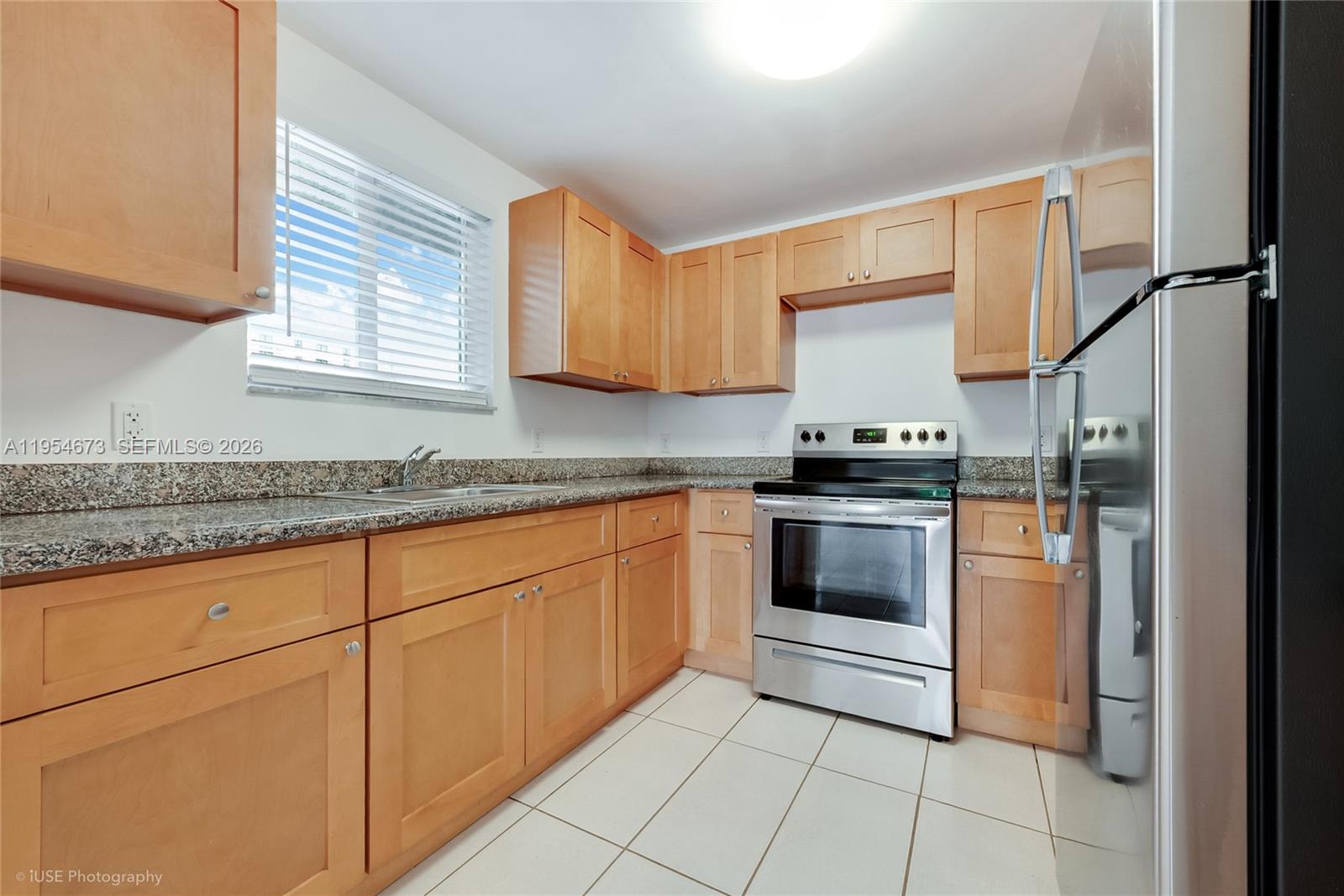 750 Sw 2nd Street Property Photo 4