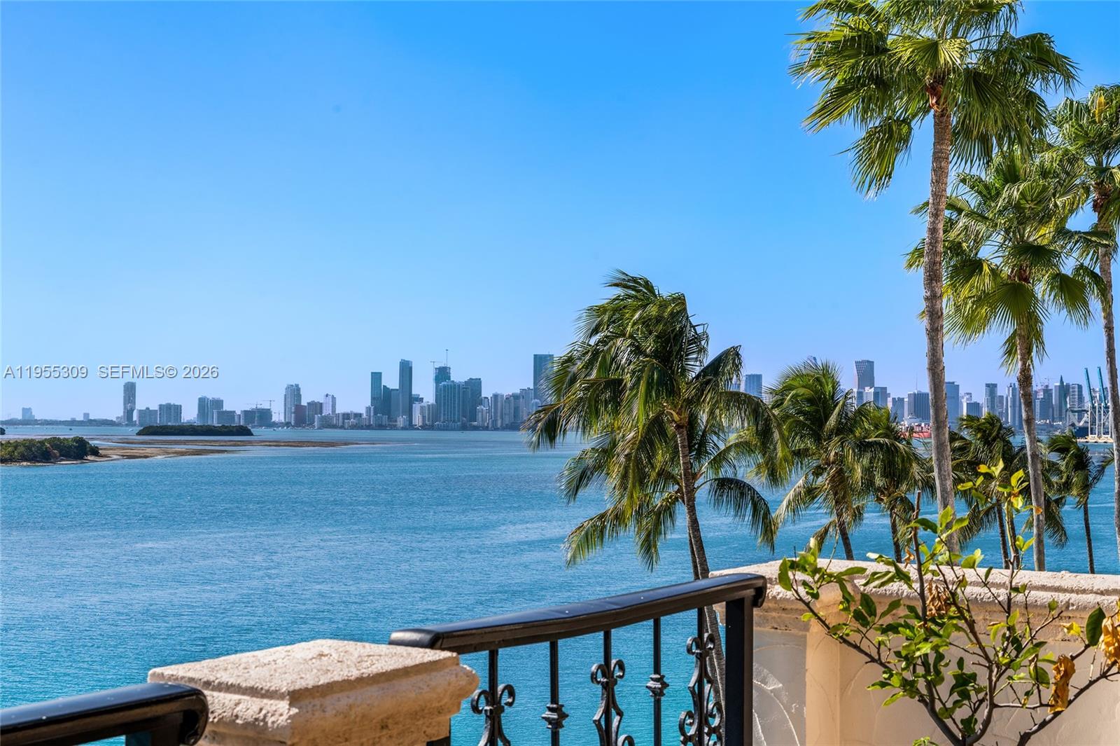 2443 Fisher Island Drive 5403 Property Photo 31