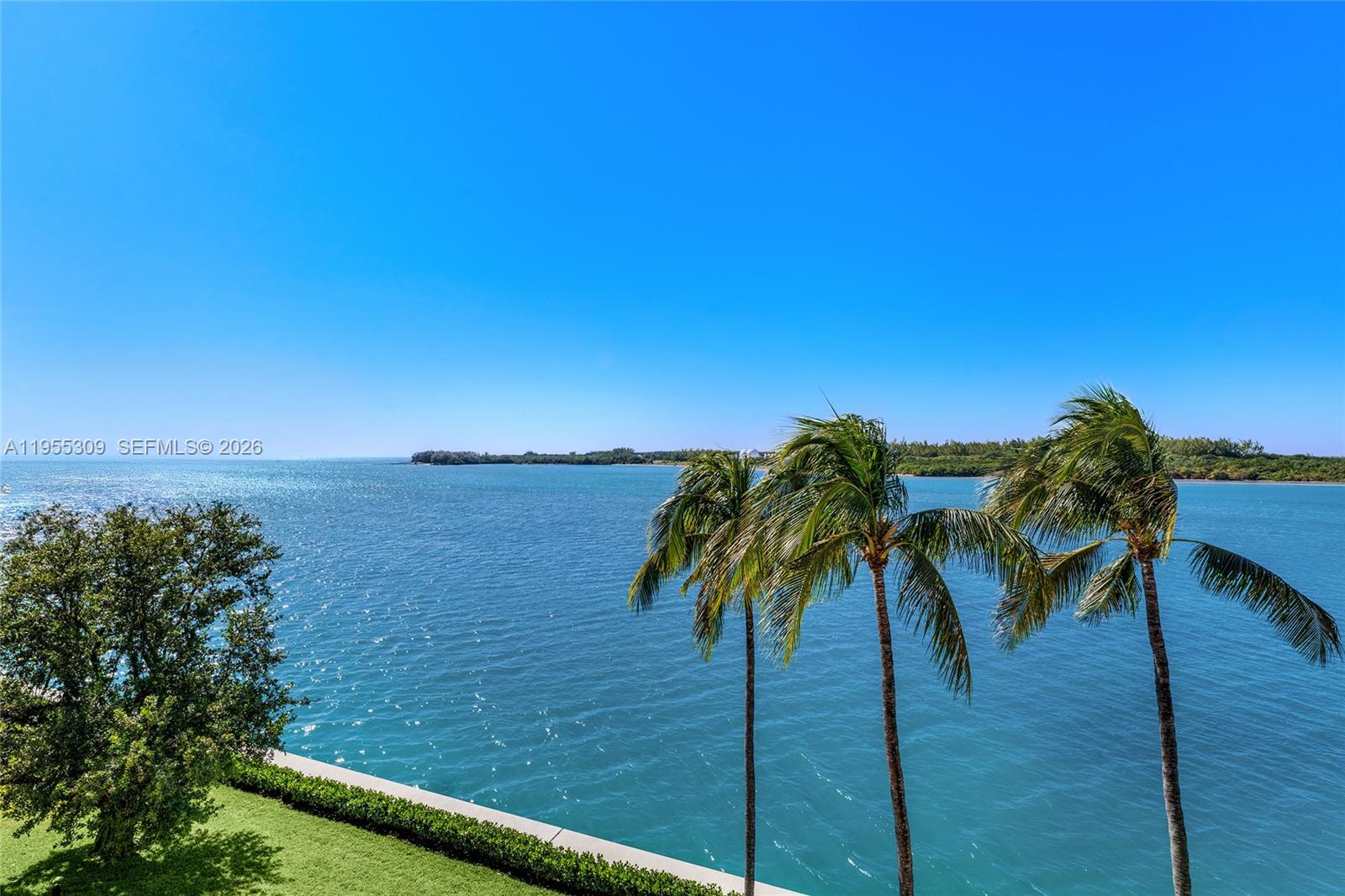 2443 Fisher Island Drive 5403 Property Photo 33