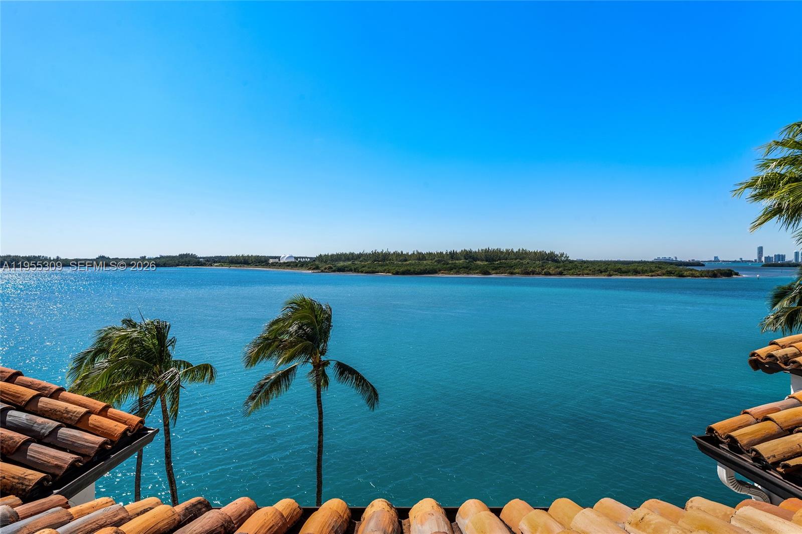 2443 Fisher Island Drive 5403 Property Photo 34