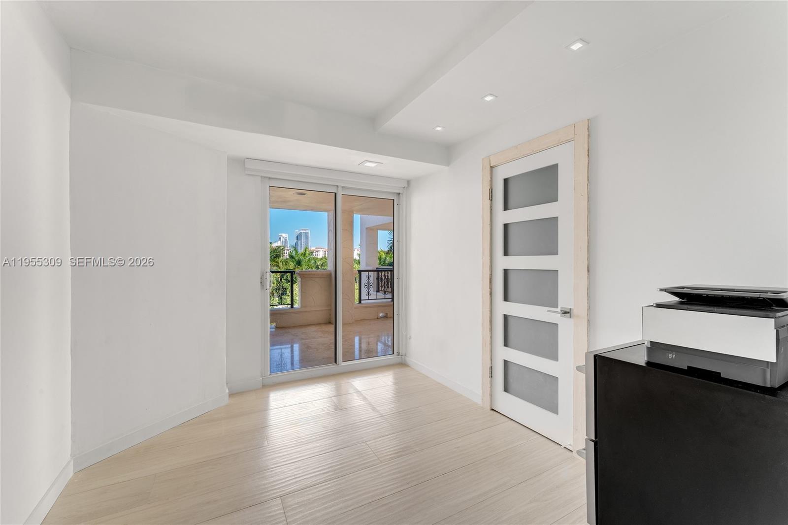 2443 Fisher Island Drive 5403 Property Photo 41