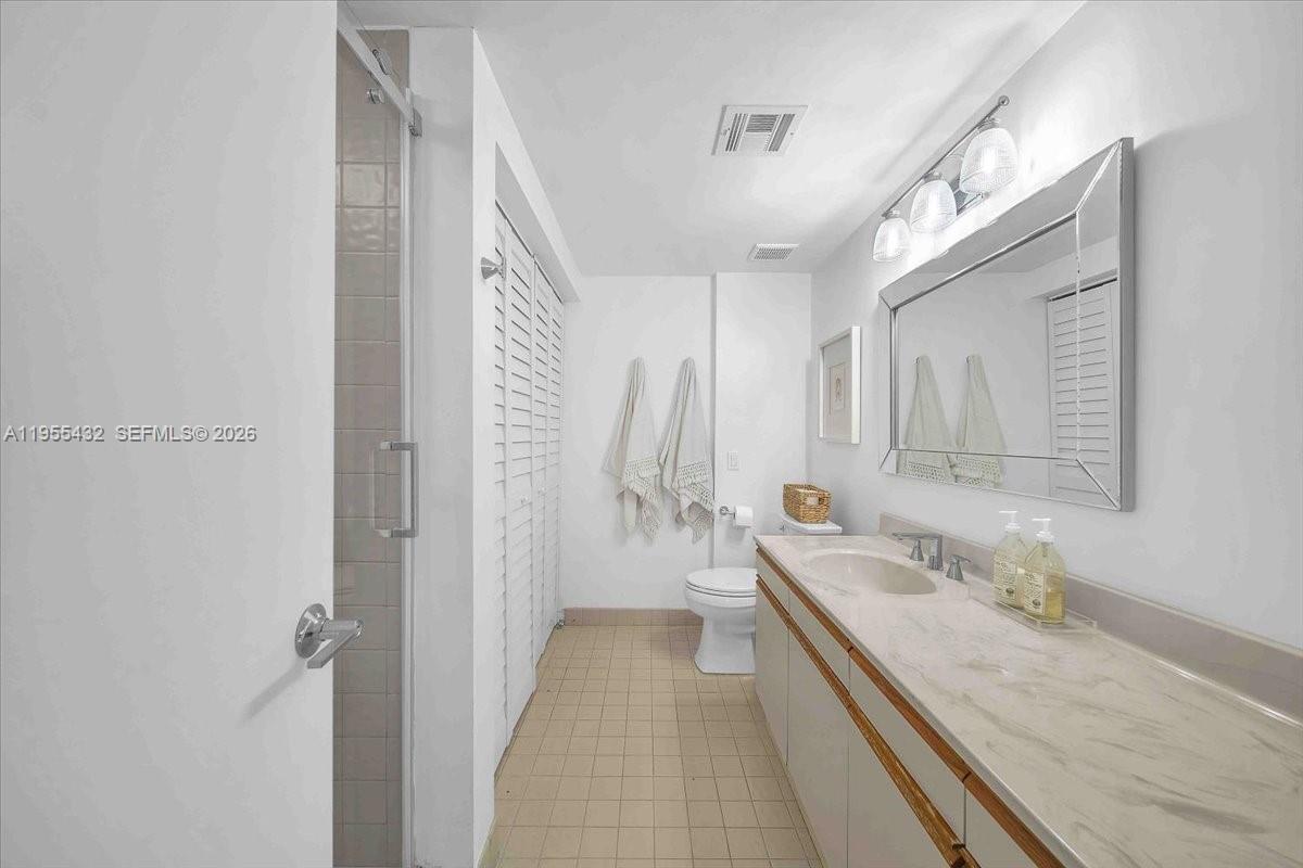 3610 Yacht Club Drive 1001 Property Photo 26