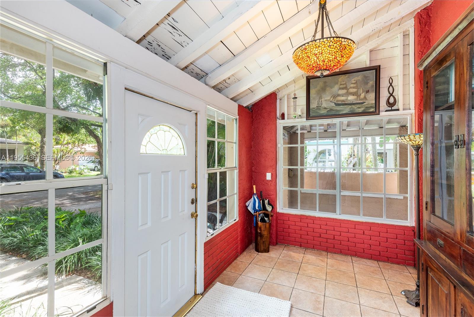 1256 Algeria Avenue Property Photo 2