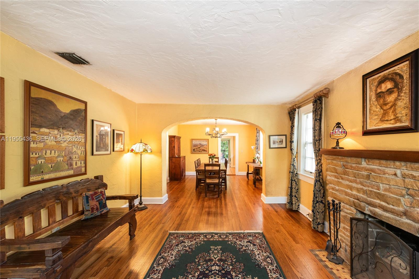 1256 Algeria Avenue Property Photo 5