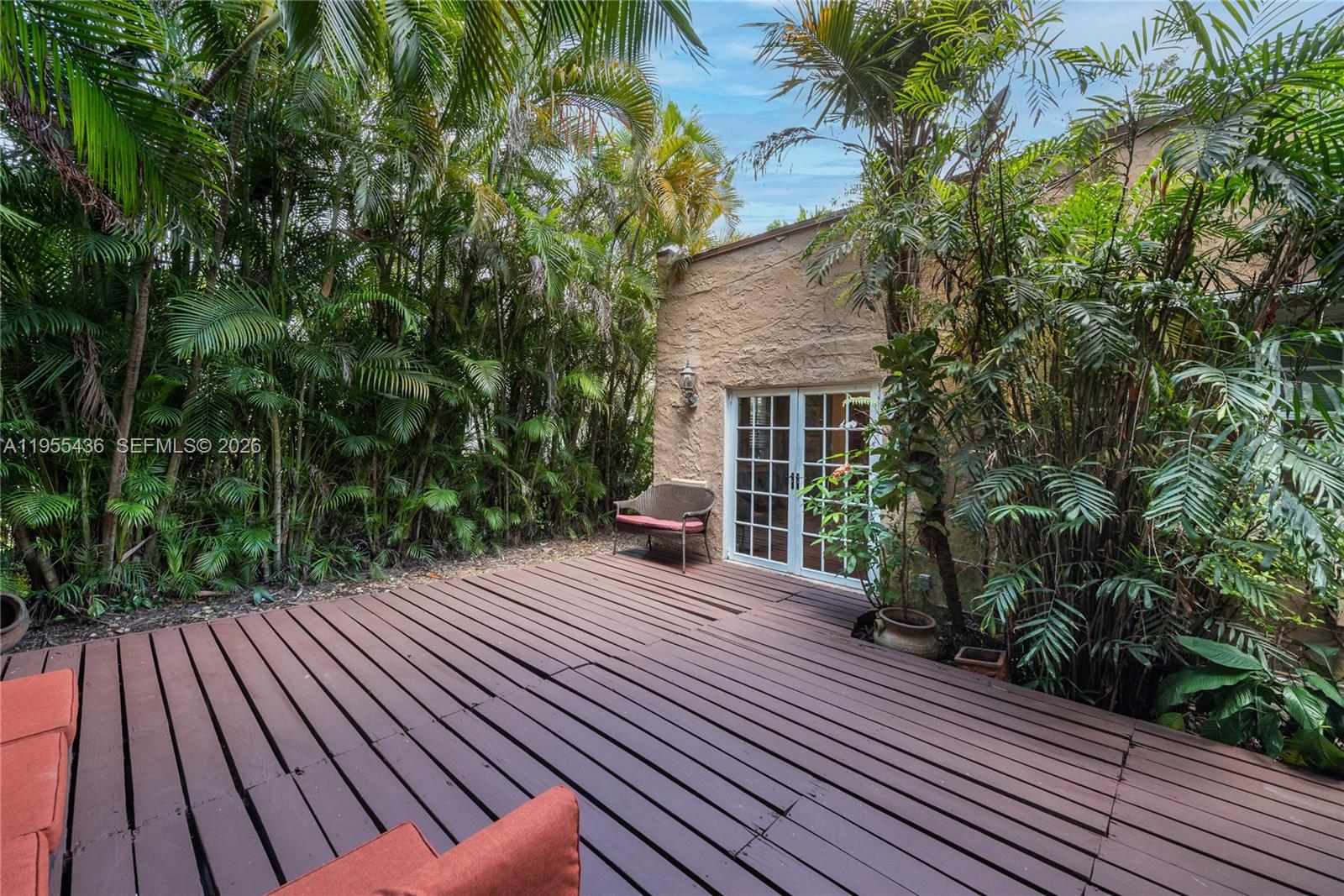 1256 Algeria Avenue Property Photo 24