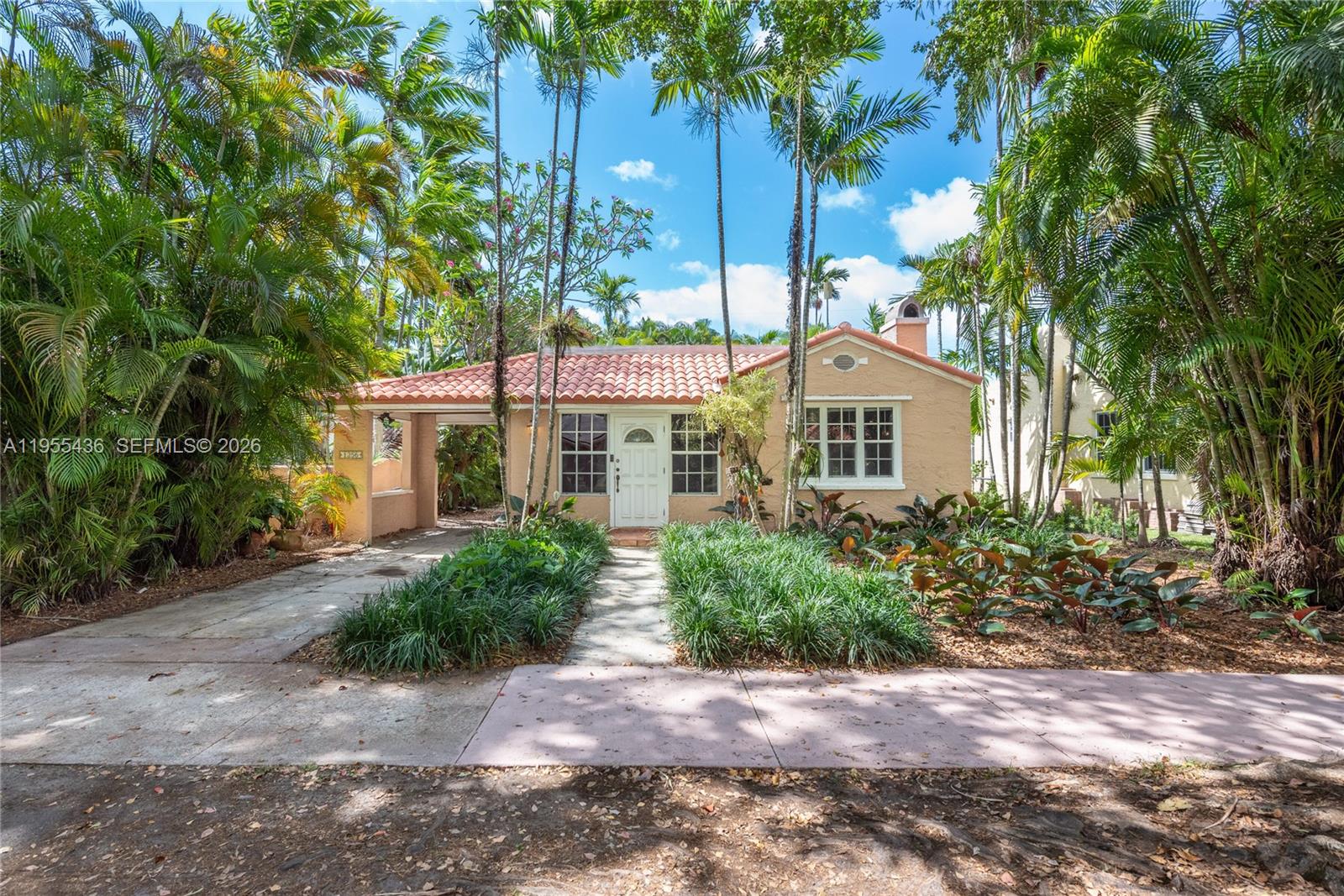1256 Algeria Avenue Property Photo 25