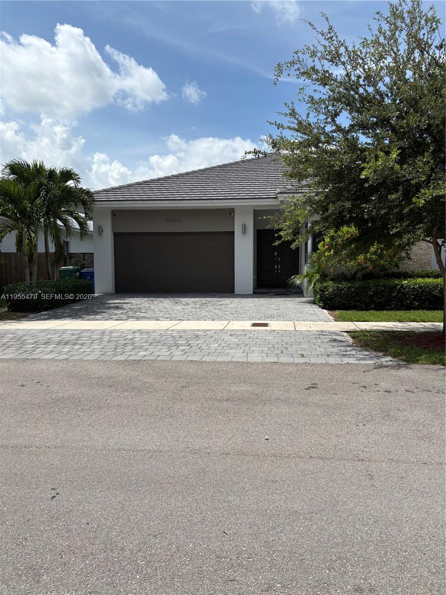 15062 Sw 177th Terrace Property Photo 1
