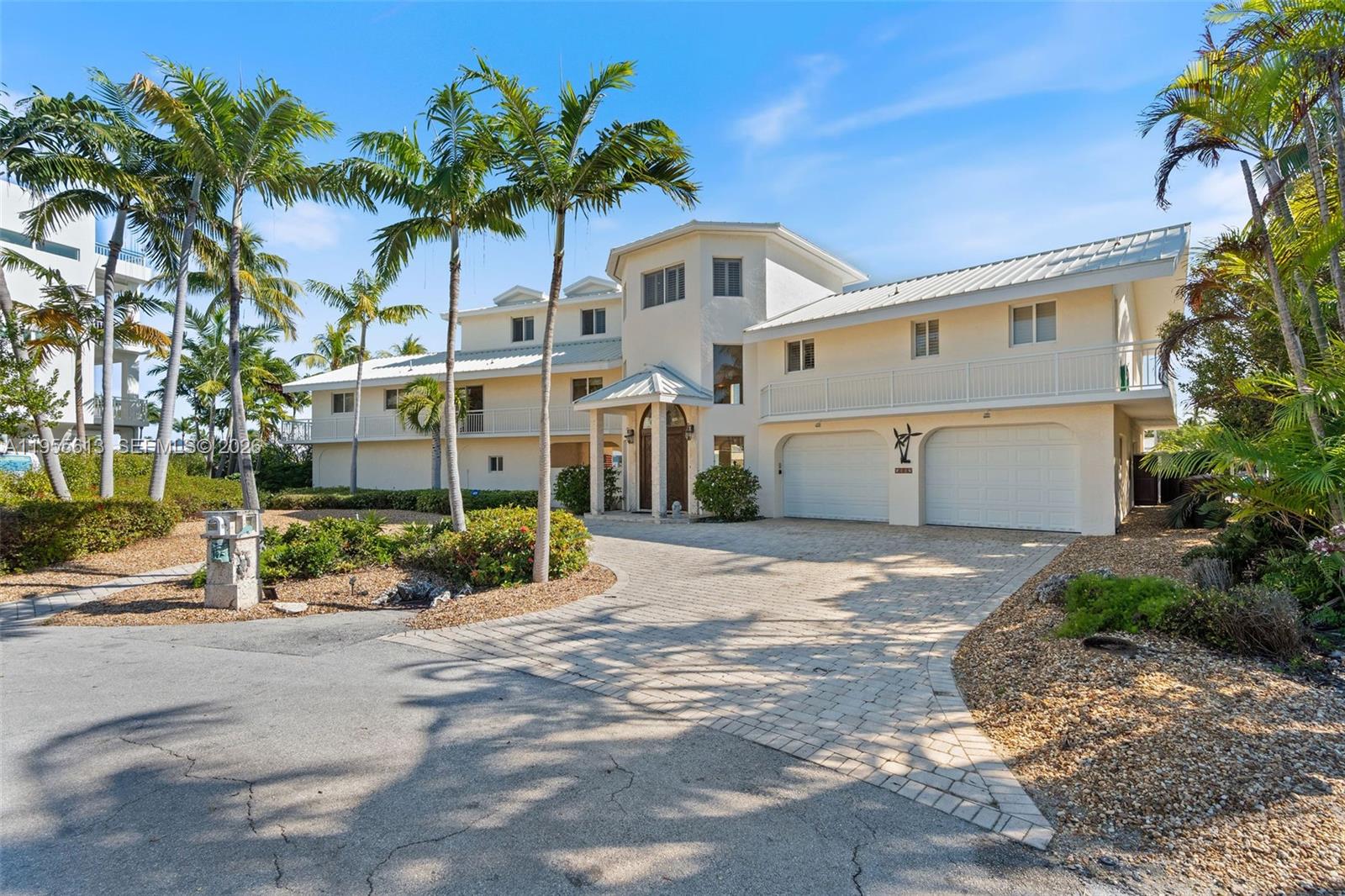 44 W Plaza Del Lago Property Photo 1