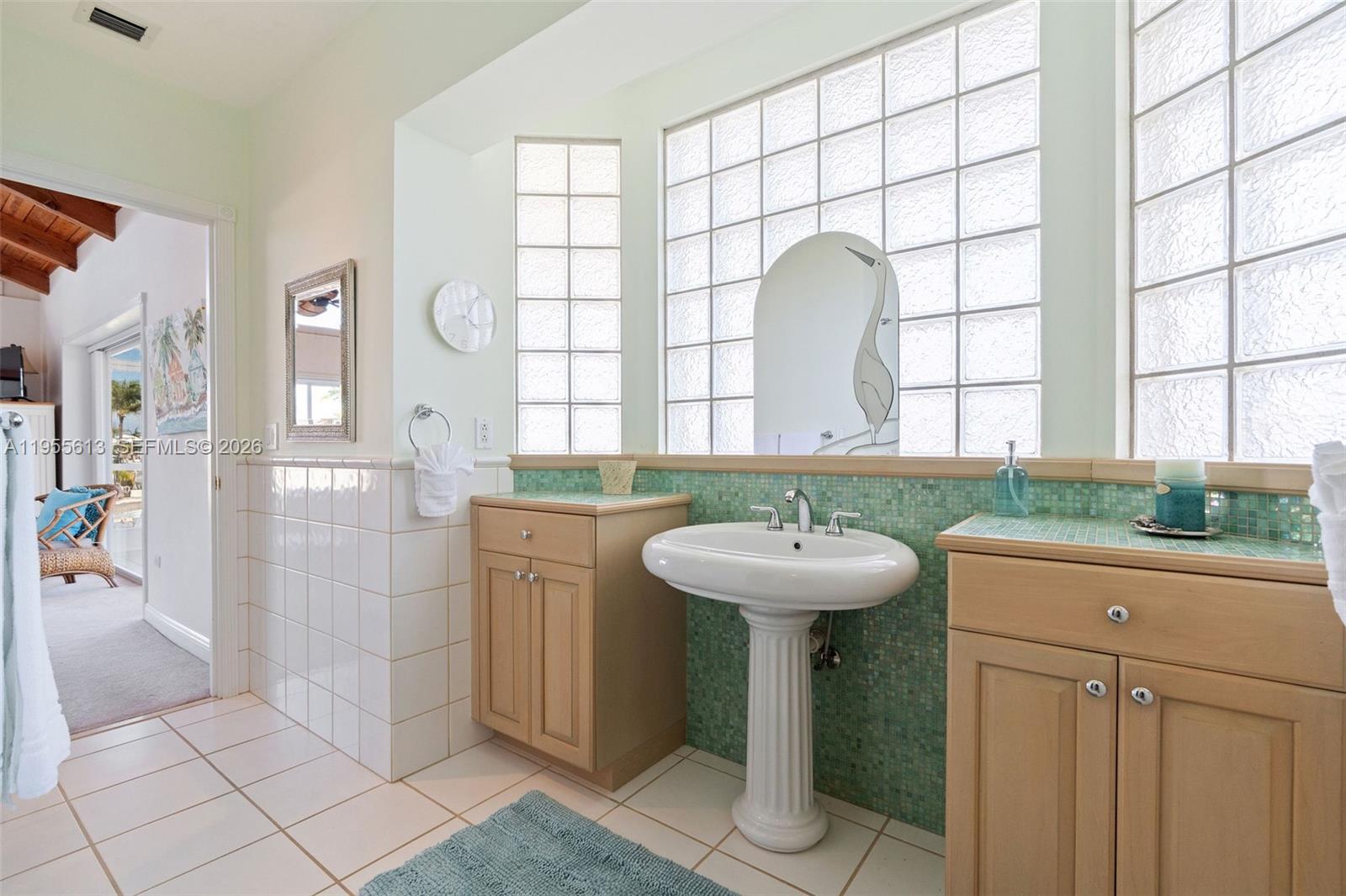 44 W Plaza Del Lago Property Photo 32