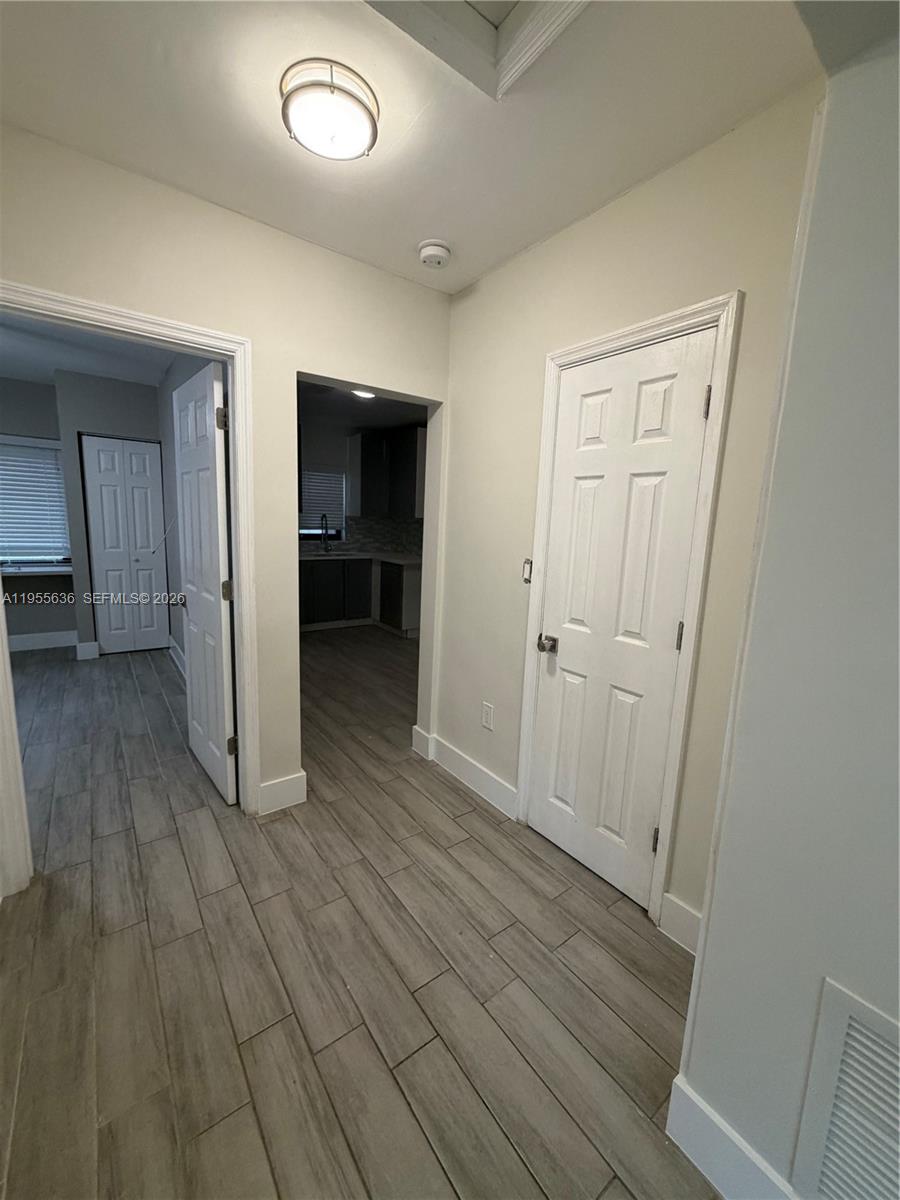 A11955636 Property Photo 7