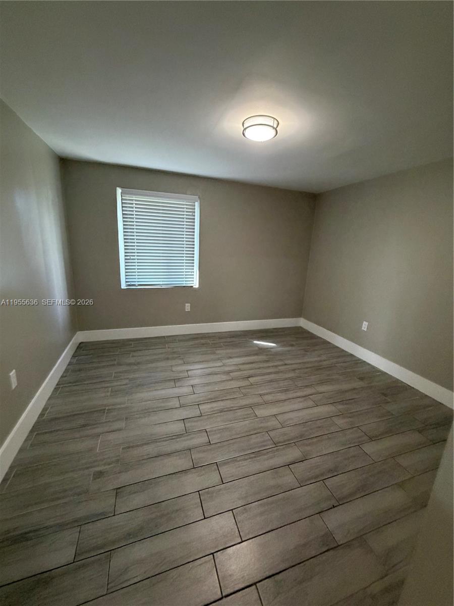 A11955636 Property Photo 9