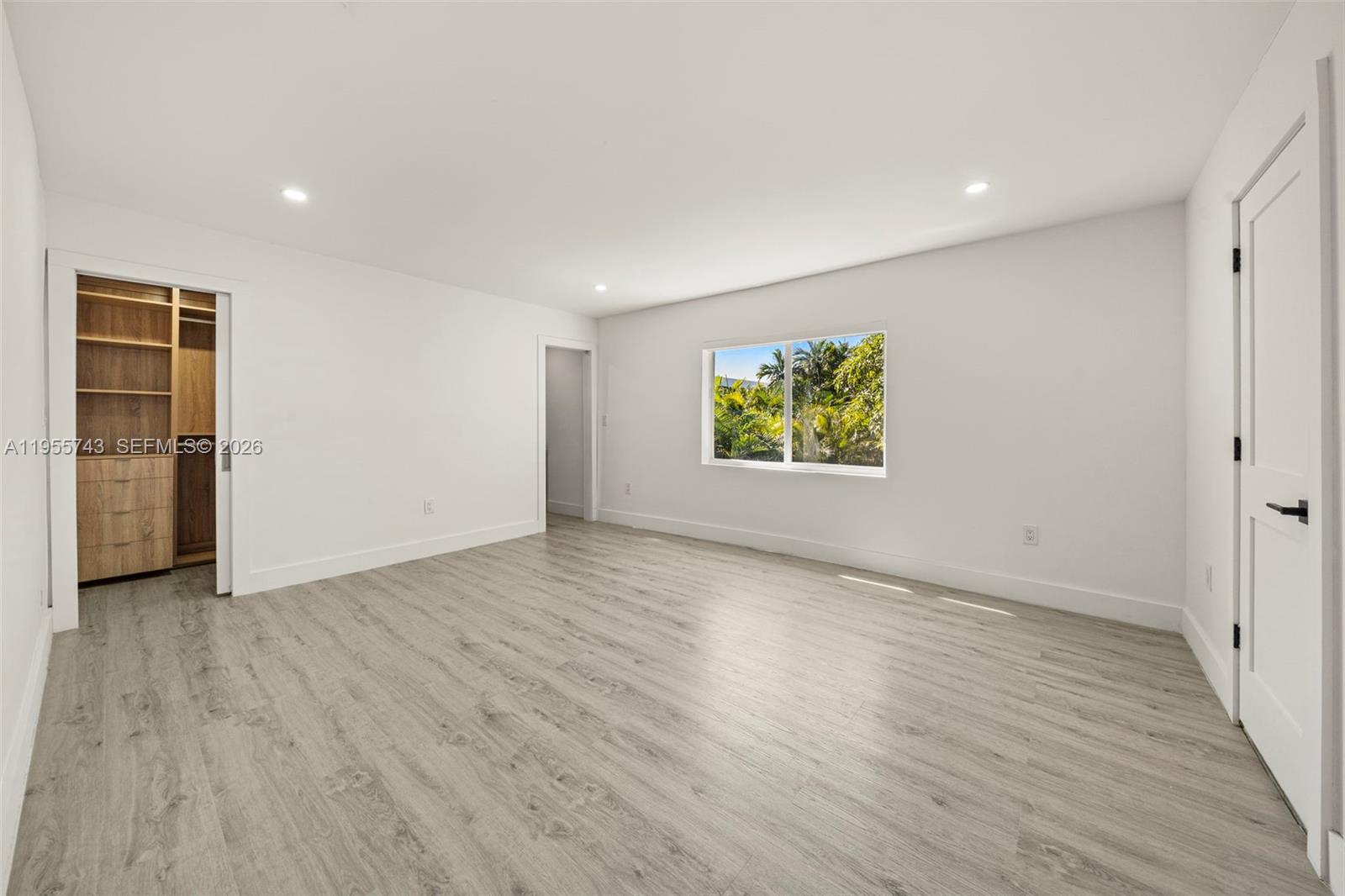 3166 Royal Palm Avenue Property Photo 22