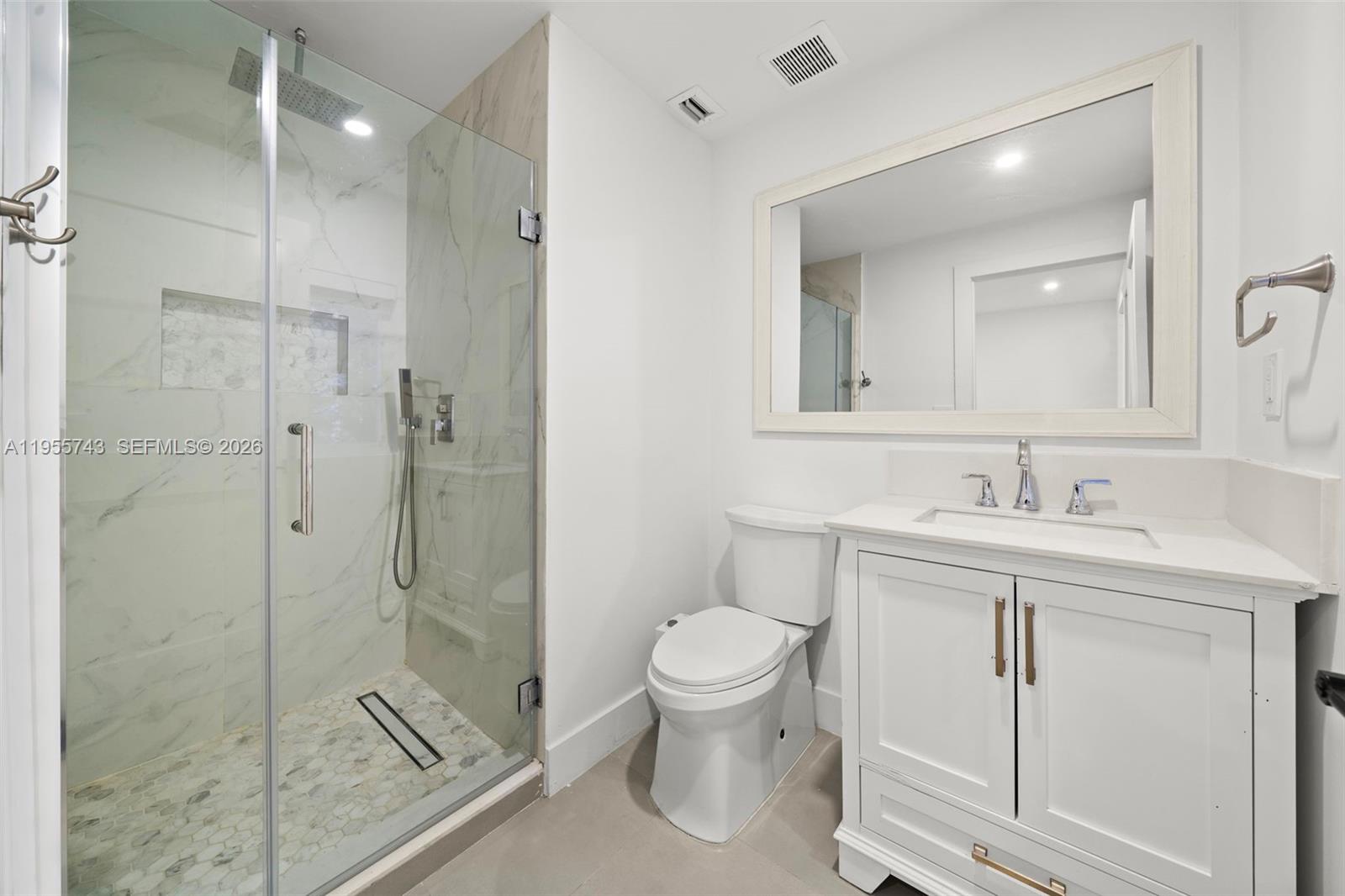 3166 Royal Palm Avenue Property Photo 23
